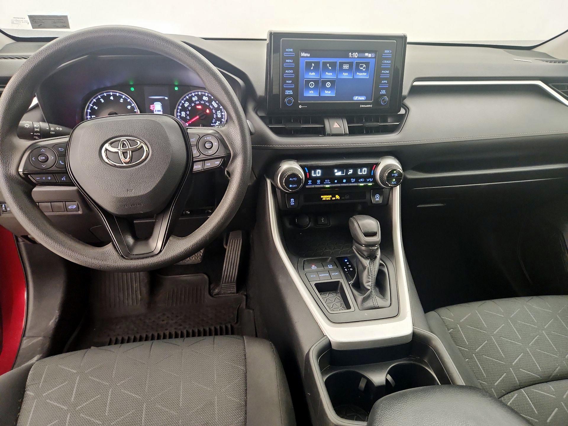 Thumbnail: 2021 Toyota RAV4 - 9