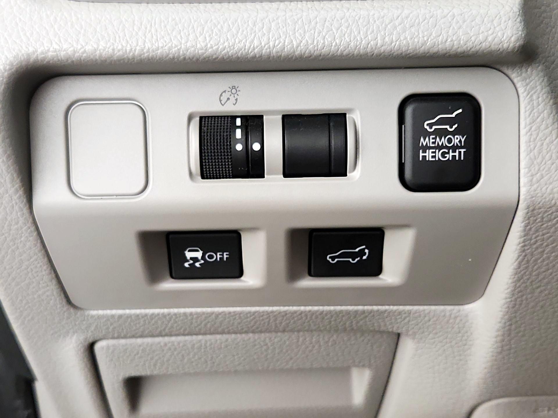 Thumbnail: 2016 Subaru Forester - 13