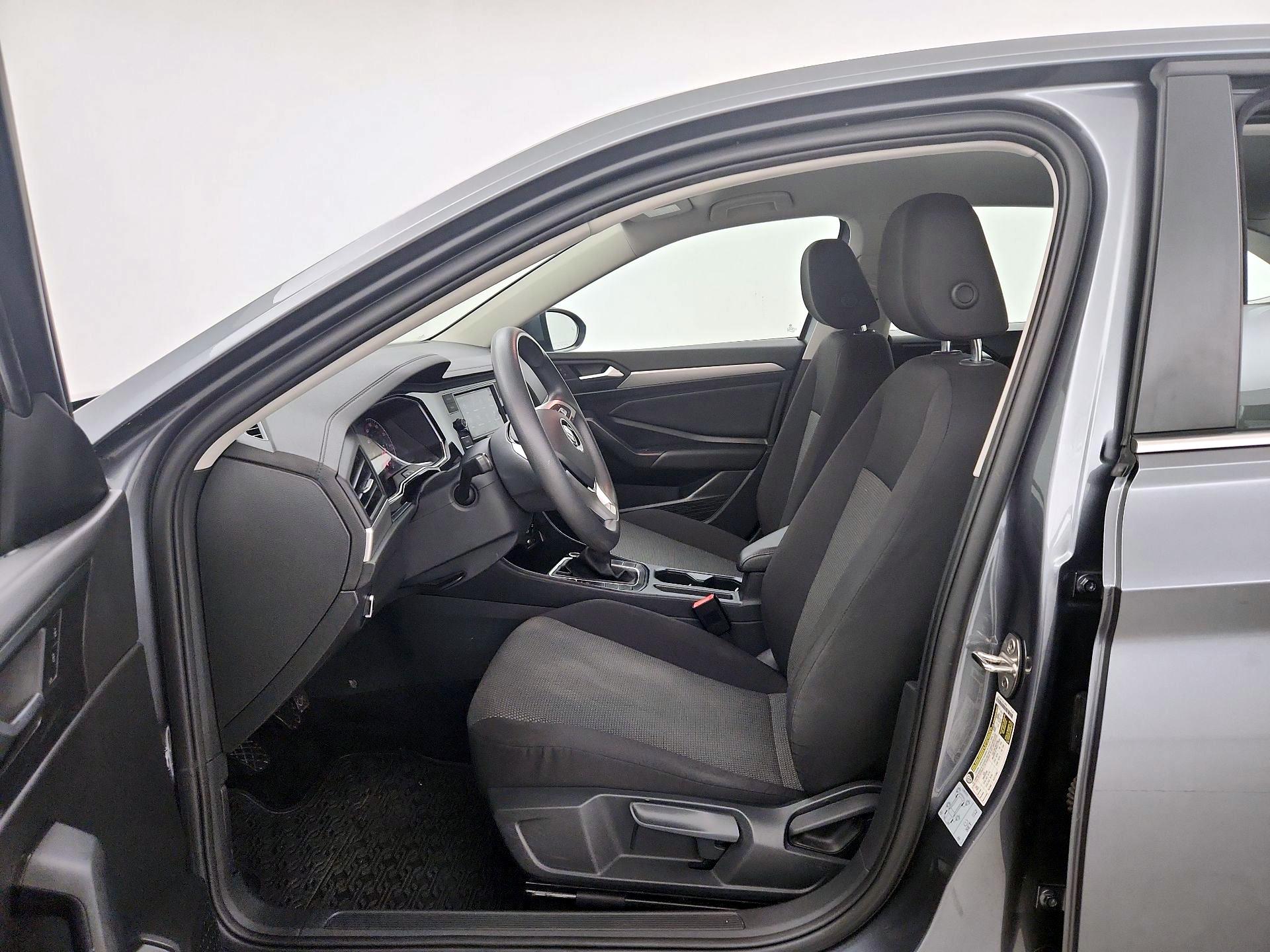 Thumbnail: 2021 Volkswagen Jetta - 11