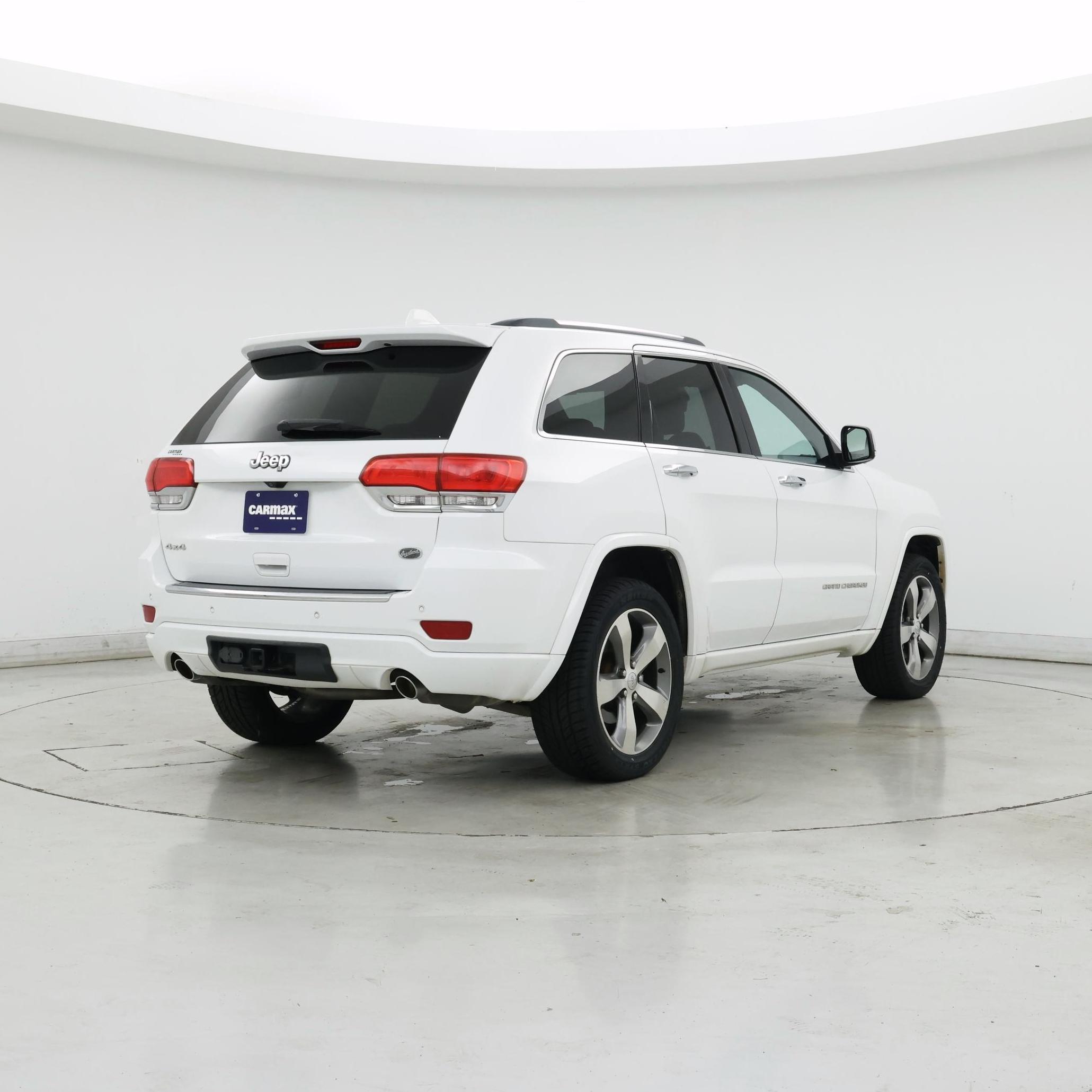 Thumbnail: 2015 Jeep Grand Cherokee - 8