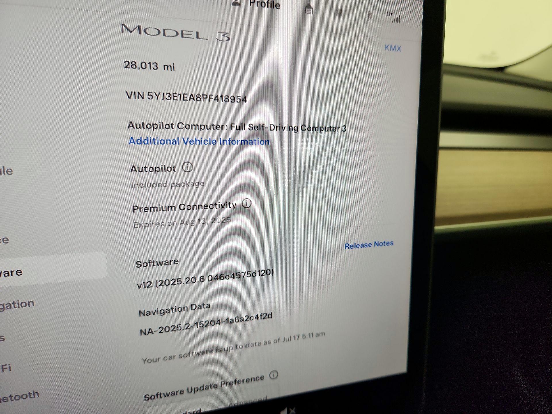 Thumbnail: 2023 Tesla Model 3 - 13