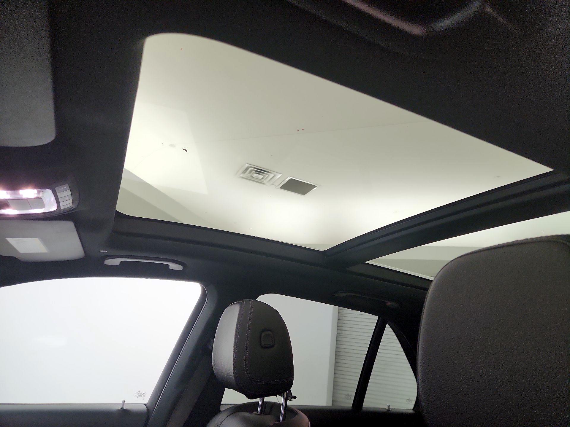 Thumbnail: 2020 Mercedes-Benz GLE - 20