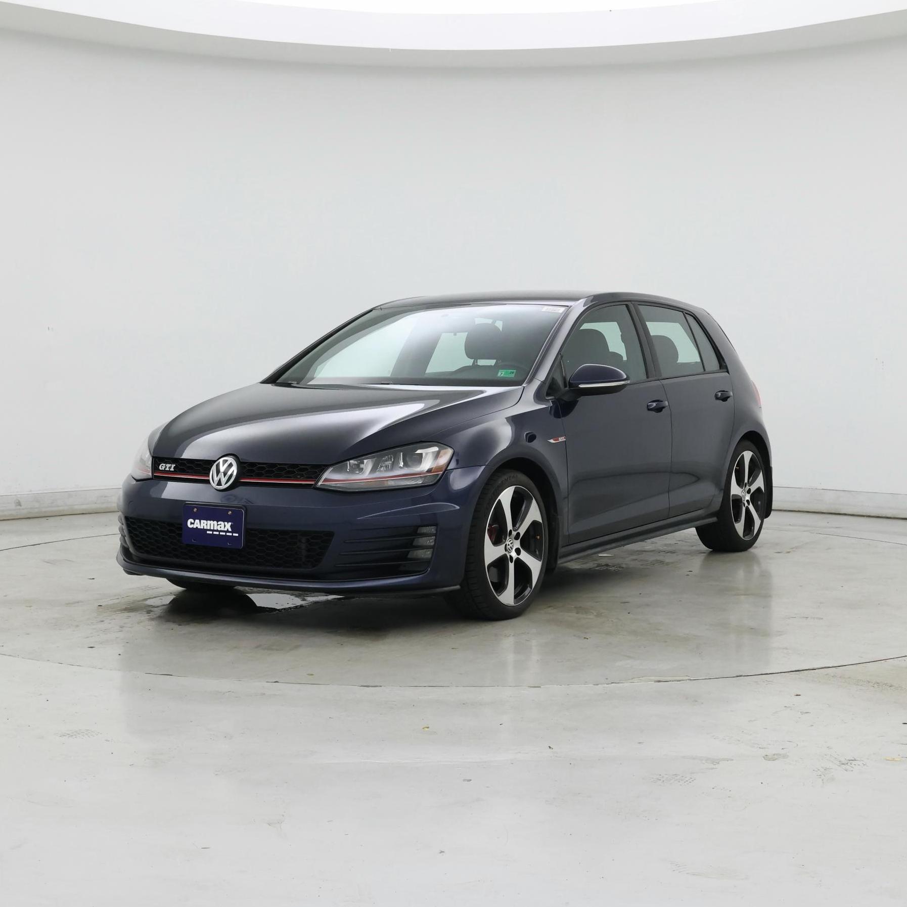 Thumbnail: 2015 Volkswagen Golf - 4