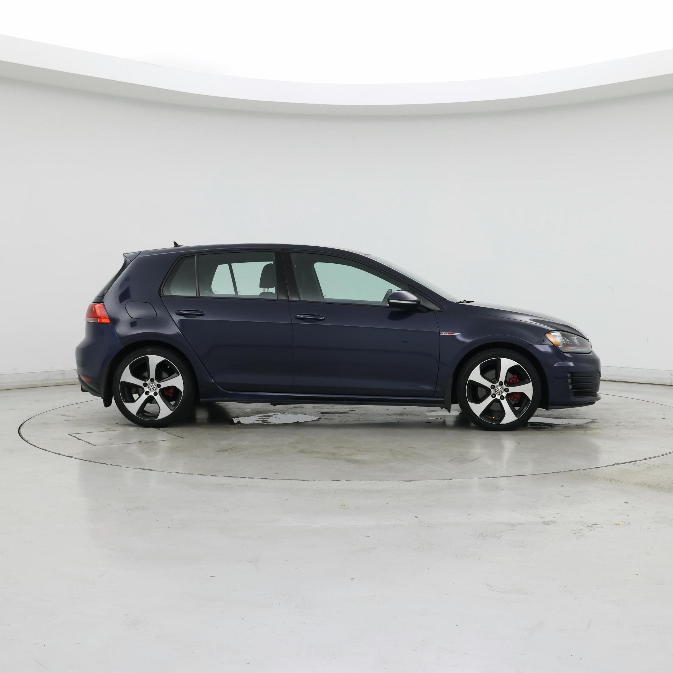 Thumbnail: 2015 Volkswagen Golf - 7