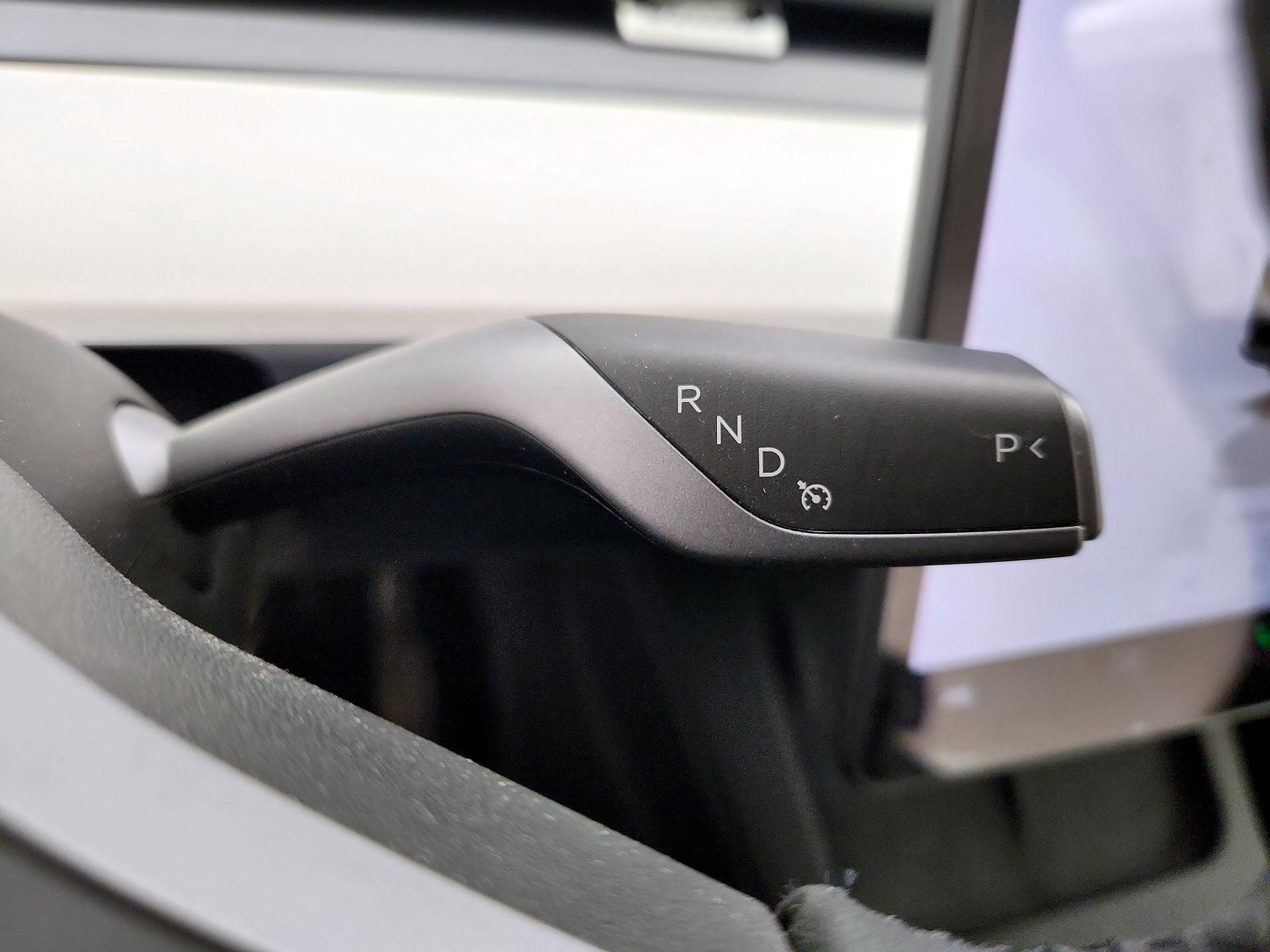 Thumbnail: 2022 Tesla Model Y - 17