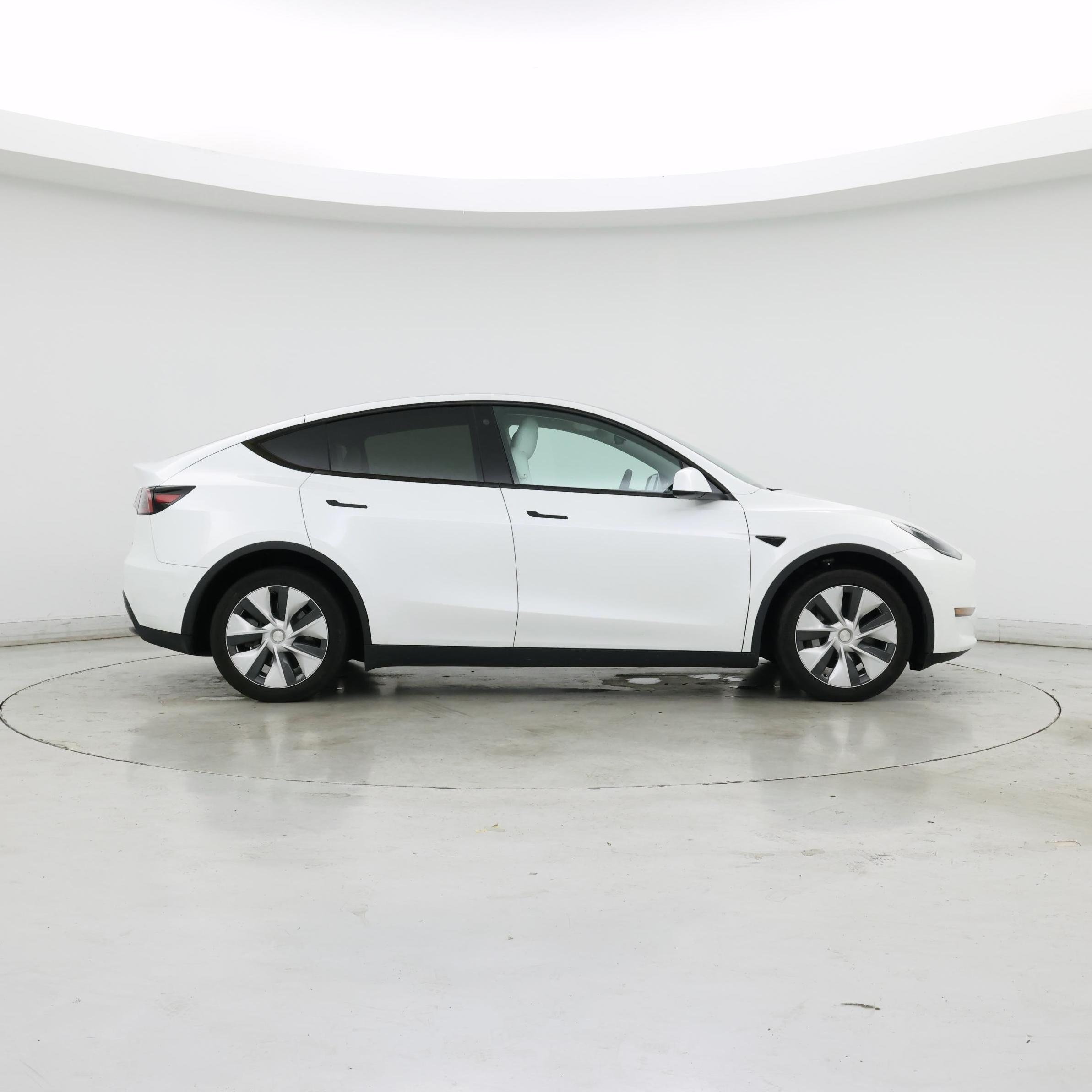 Thumbnail: 2022 Tesla Model Y - 7