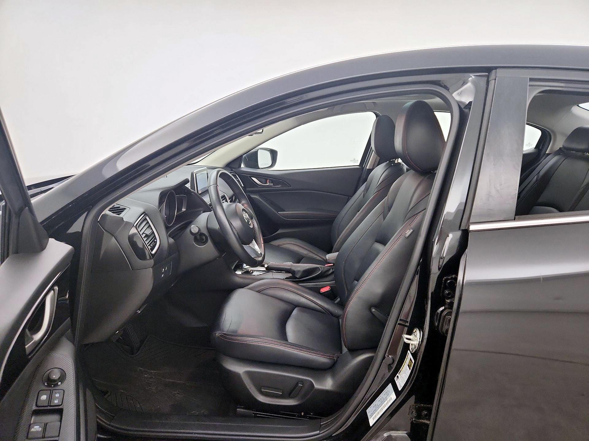 Thumbnail: 2016 Mazda Mazda3 - 11