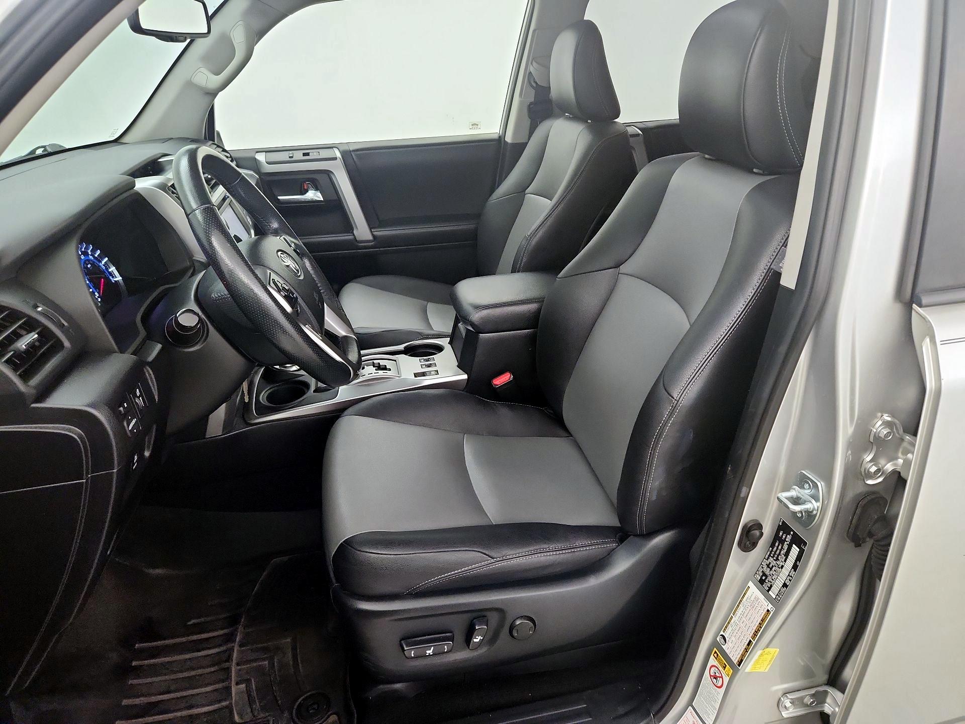 Thumbnail: 2014 Toyota 4Runner - 11