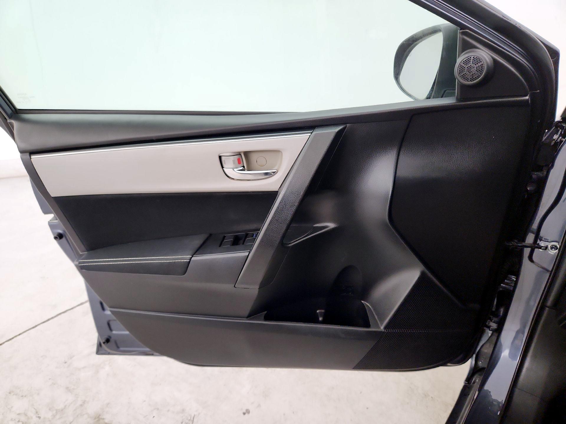 Thumbnail: 2019 Toyota Corolla - 12