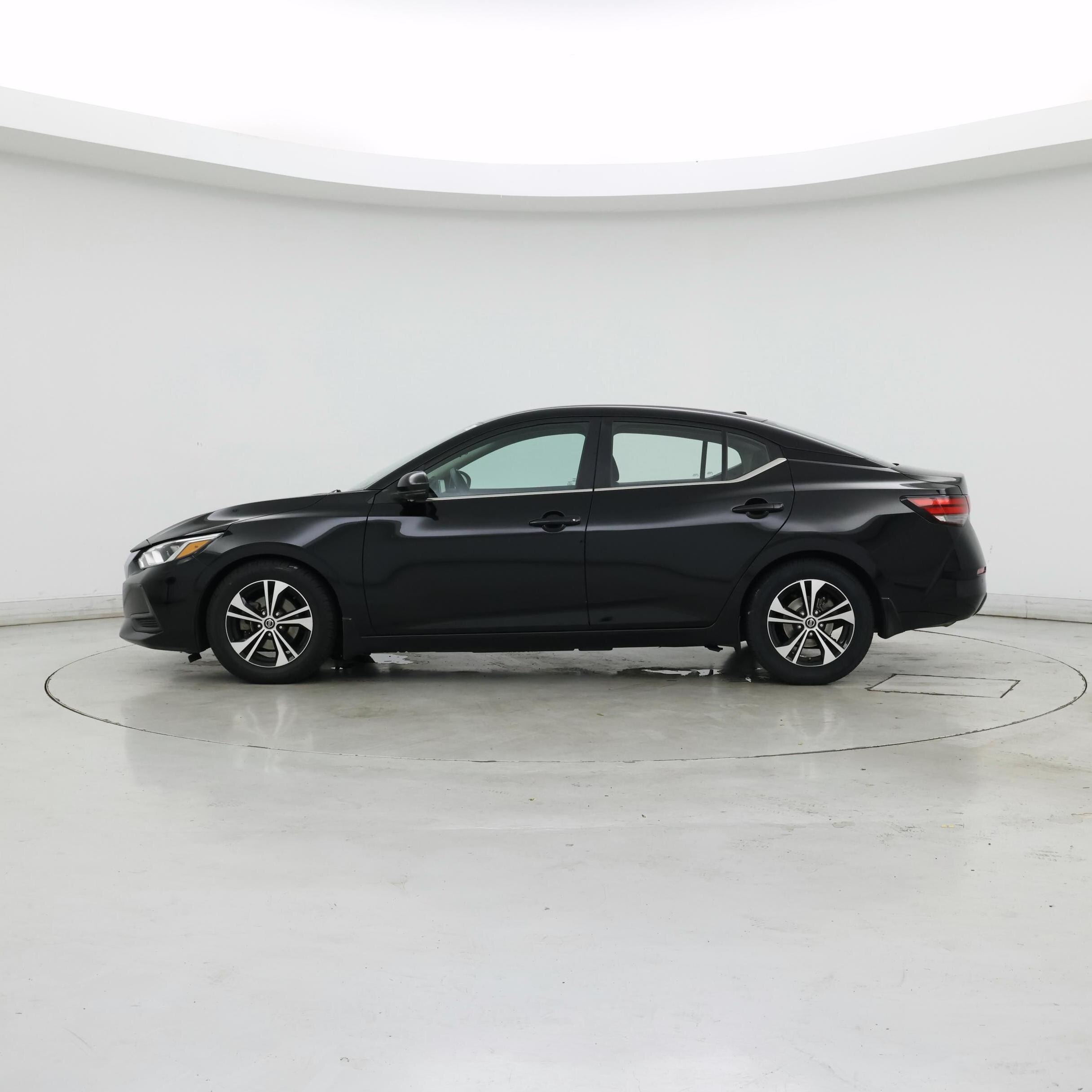 Thumbnail: 2020 Nissan Sentra - 3