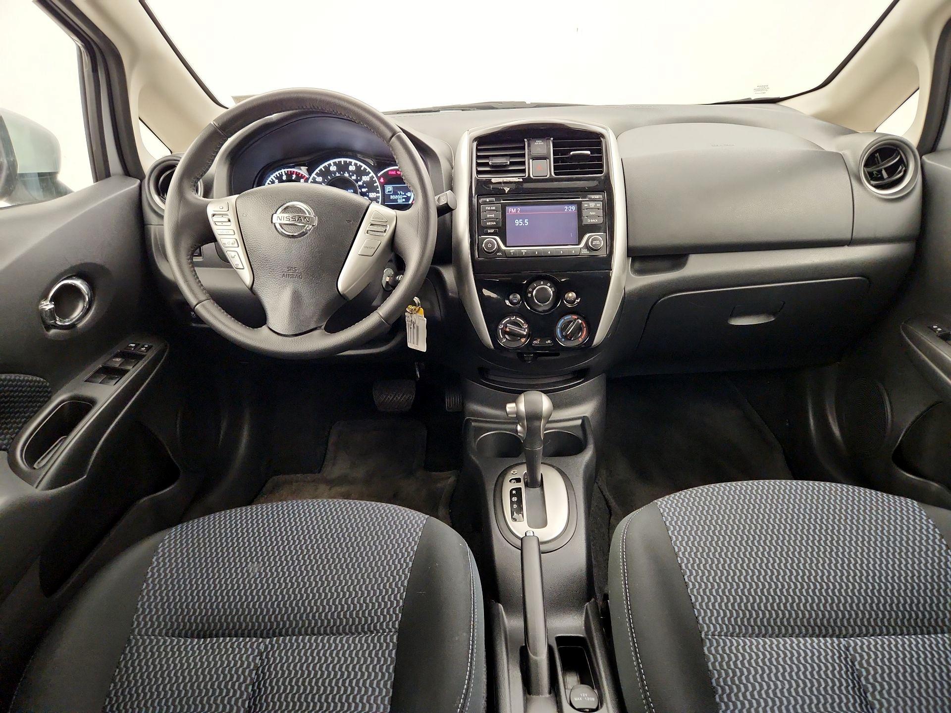 Thumbnail: 2015 Nissan Versa Note - 9