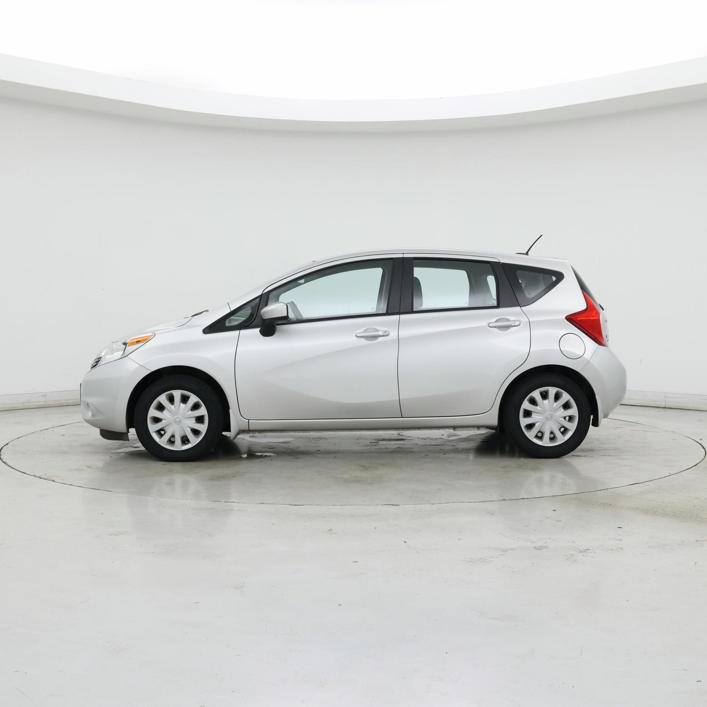 Thumbnail: 2015 Nissan Versa Note - 3