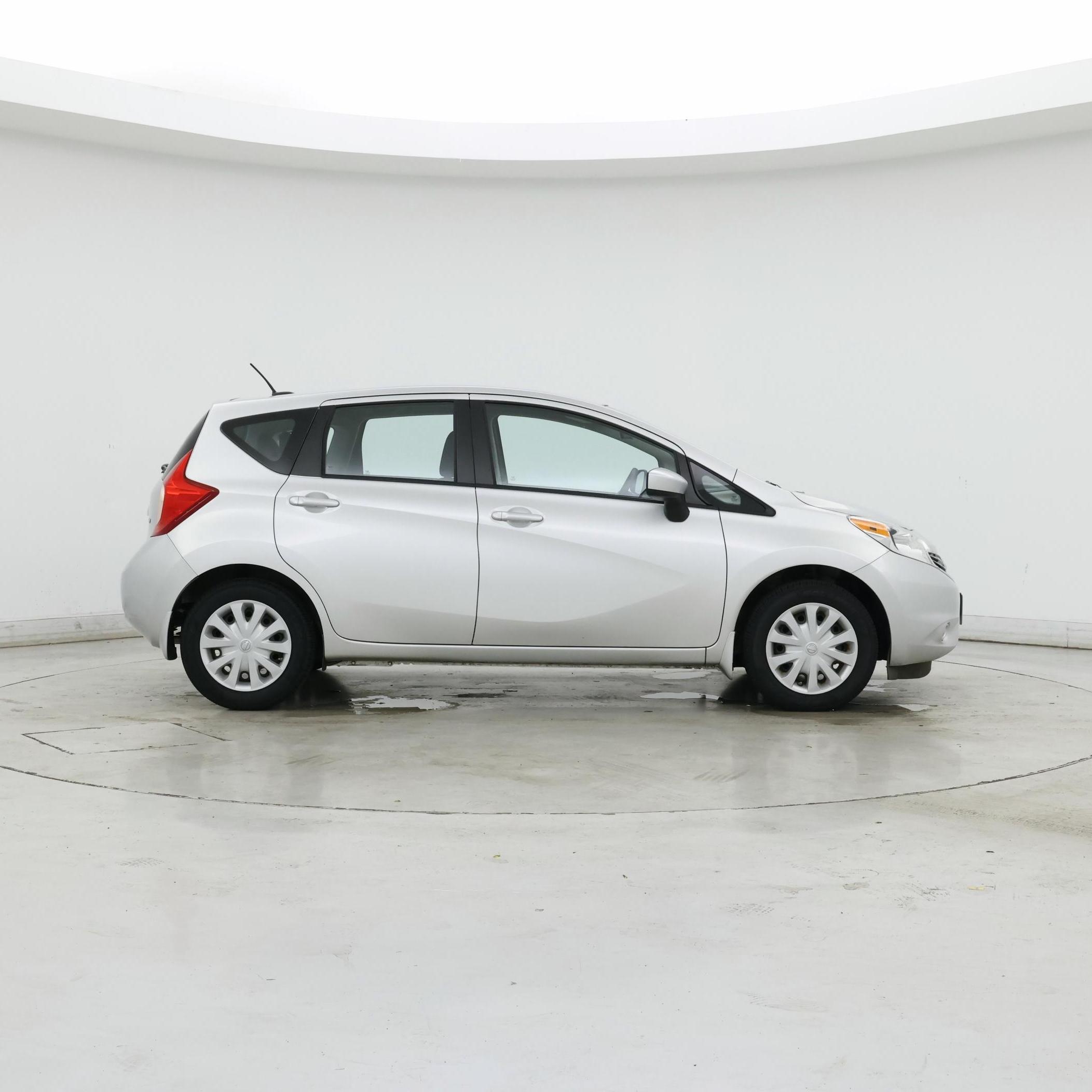 Thumbnail: 2015 Nissan Versa Note - 7