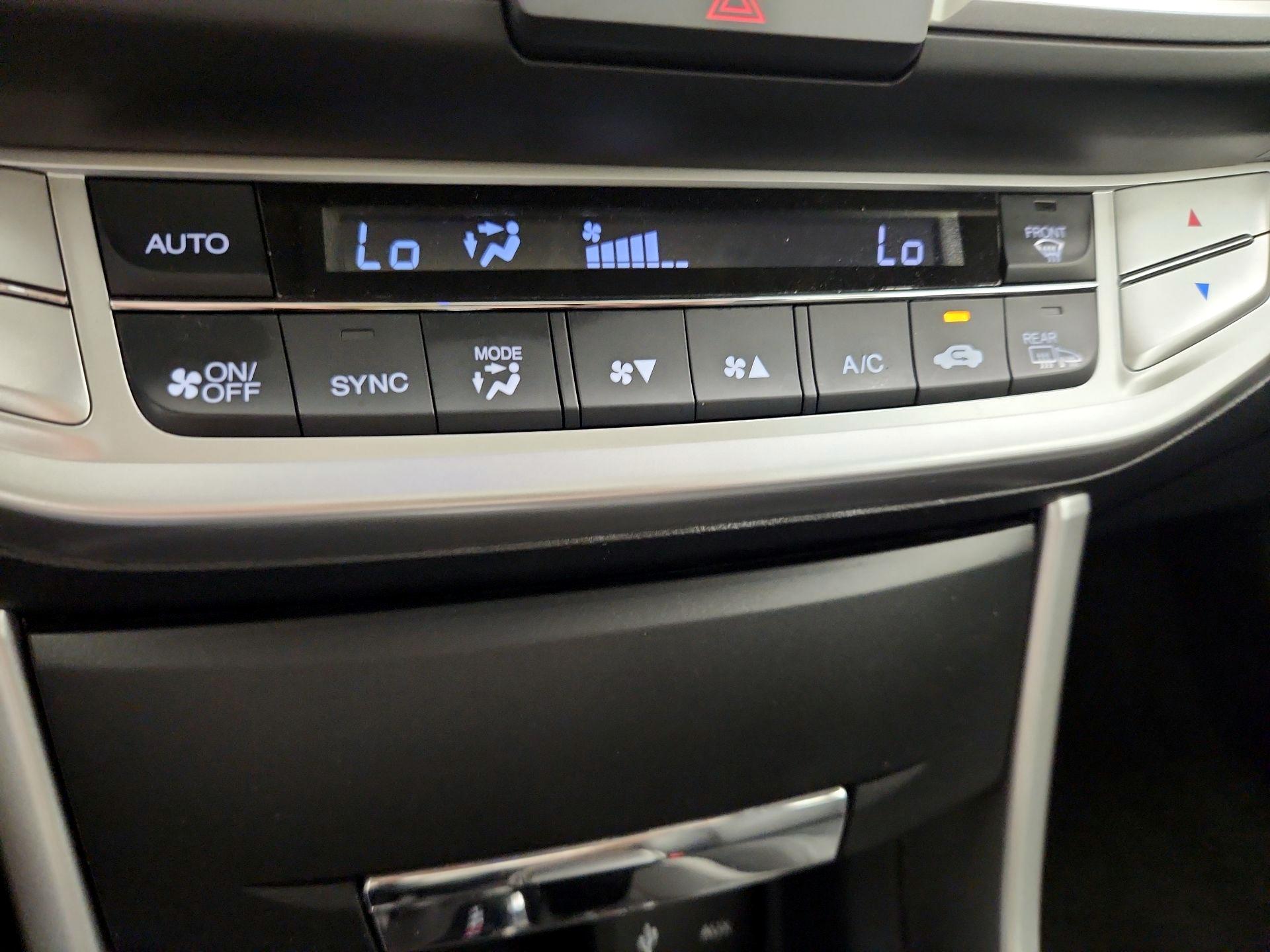 Thumbnail: 2014 Honda Accord - 14