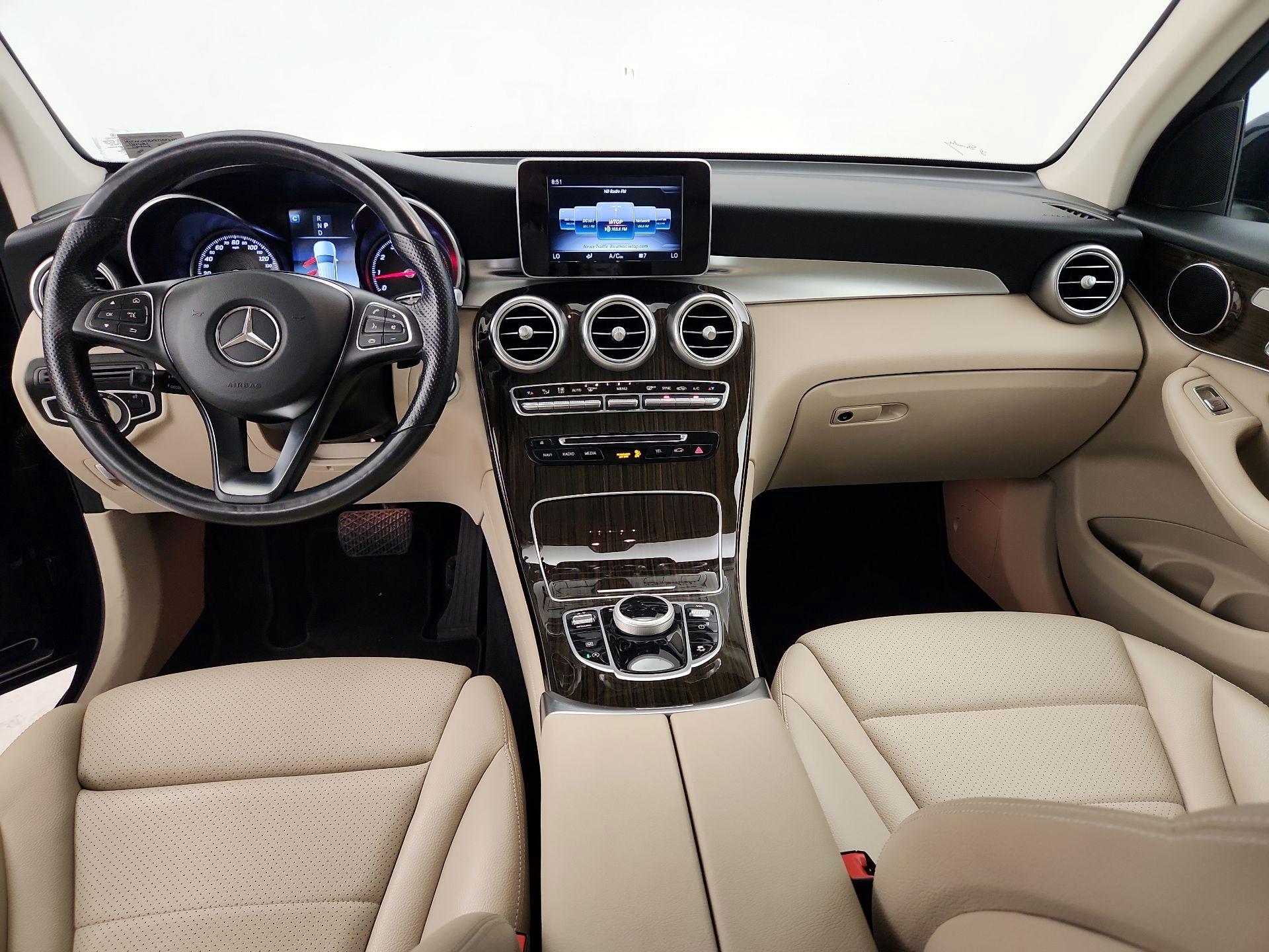 Thumbnail: 2018 Mercedes-Benz GLC - 9
