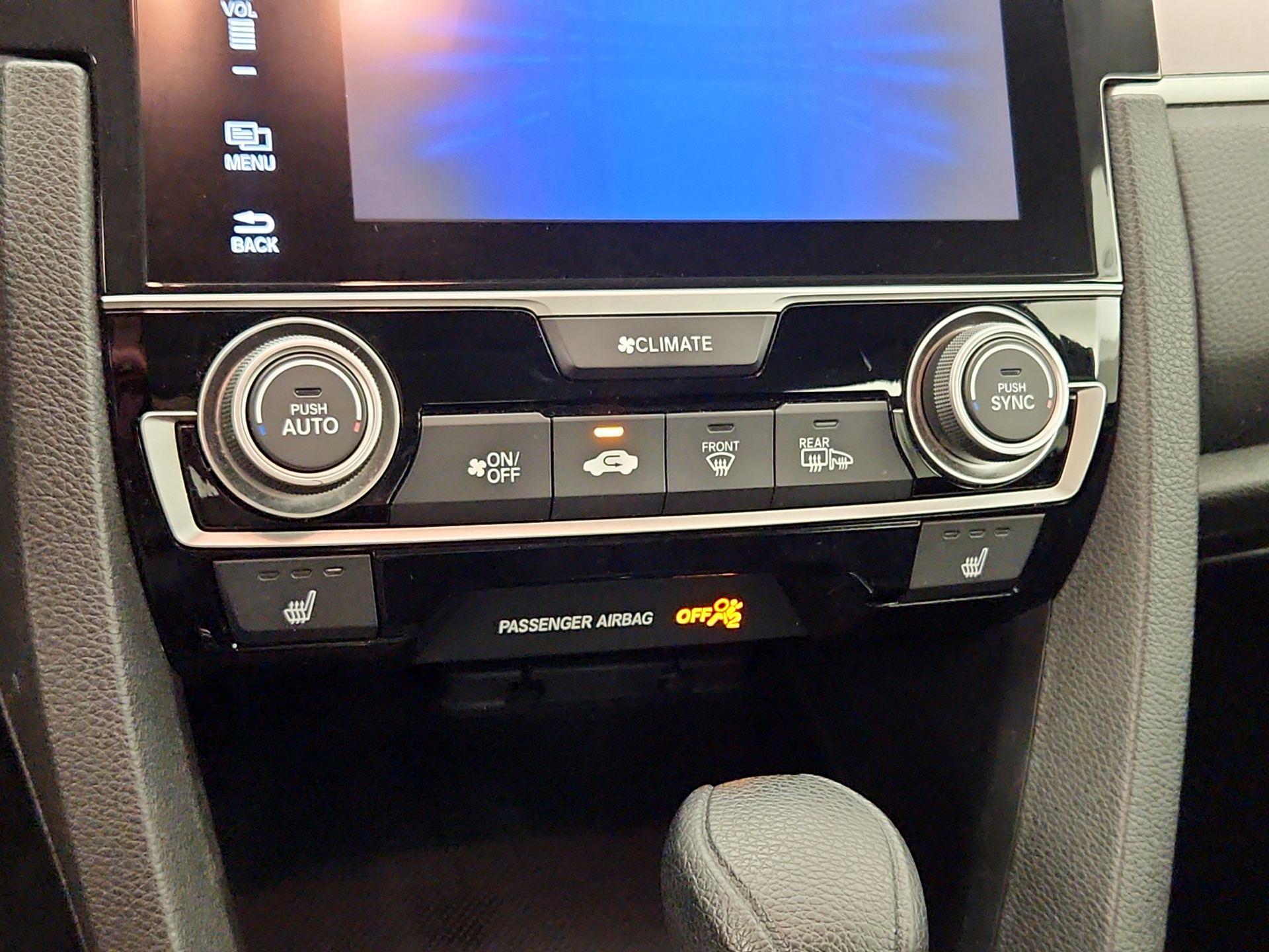 Thumbnail: 2016 Honda Civic - 16