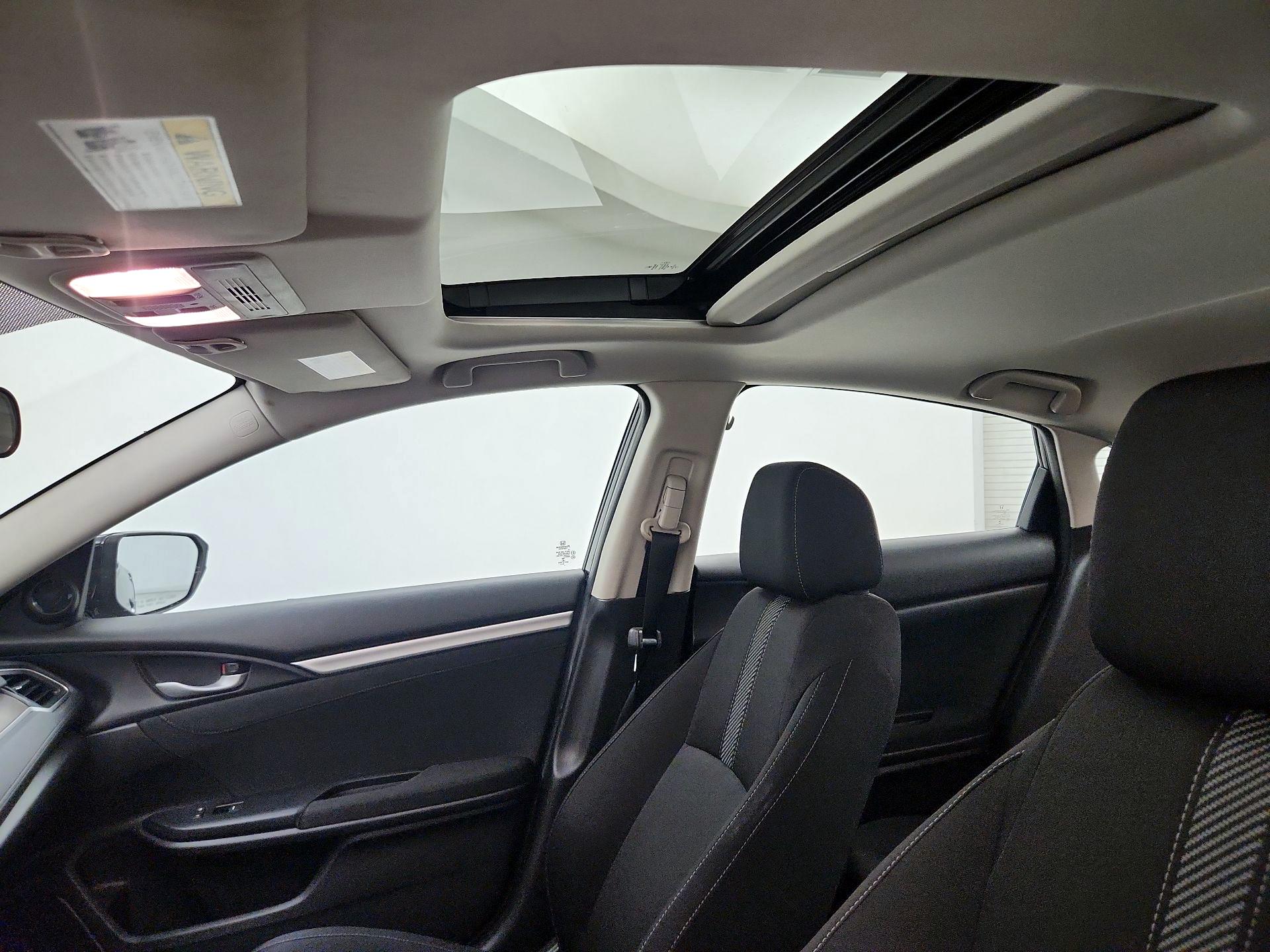 Thumbnail: 2016 Honda Civic - 19