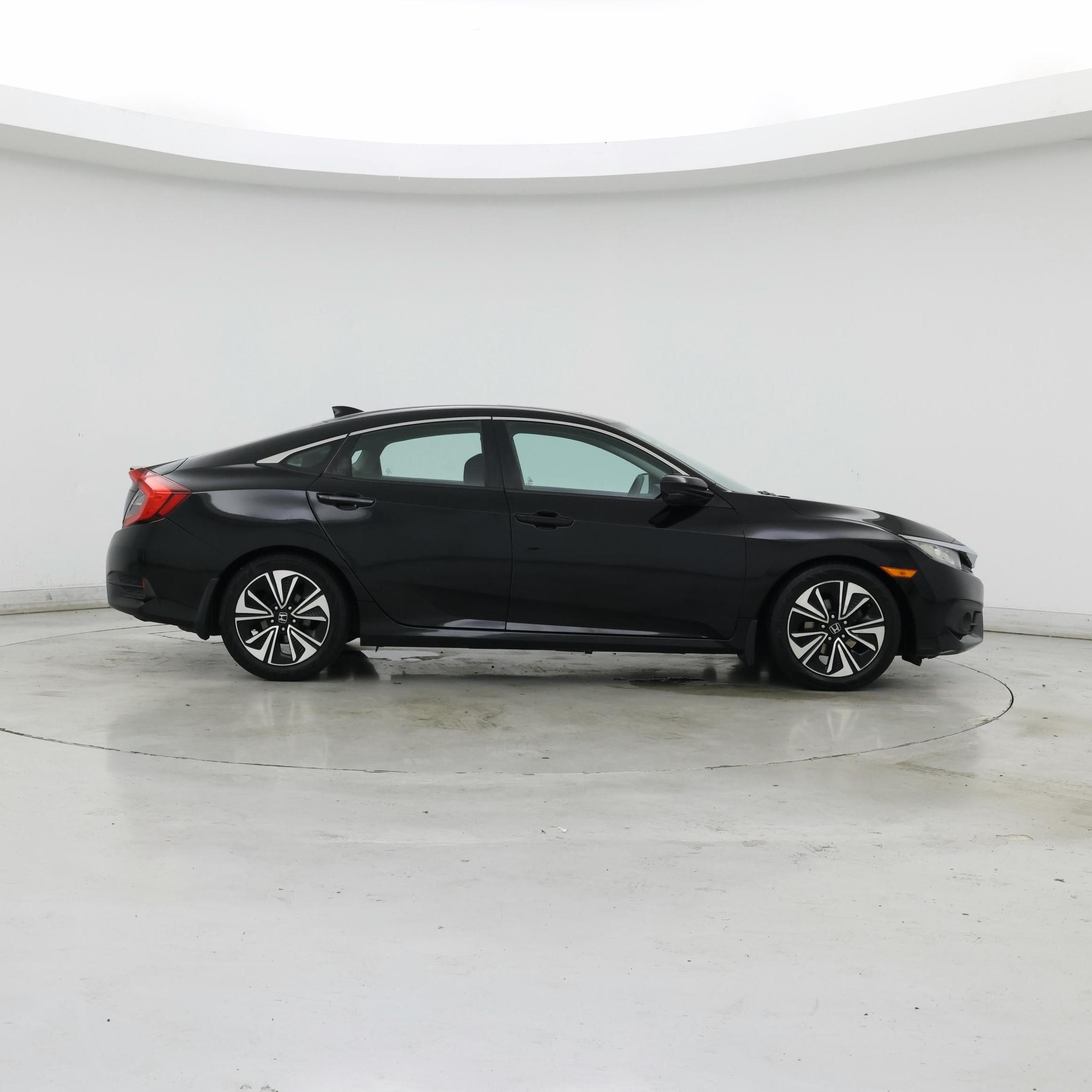 Thumbnail: 2016 Honda Civic - 7