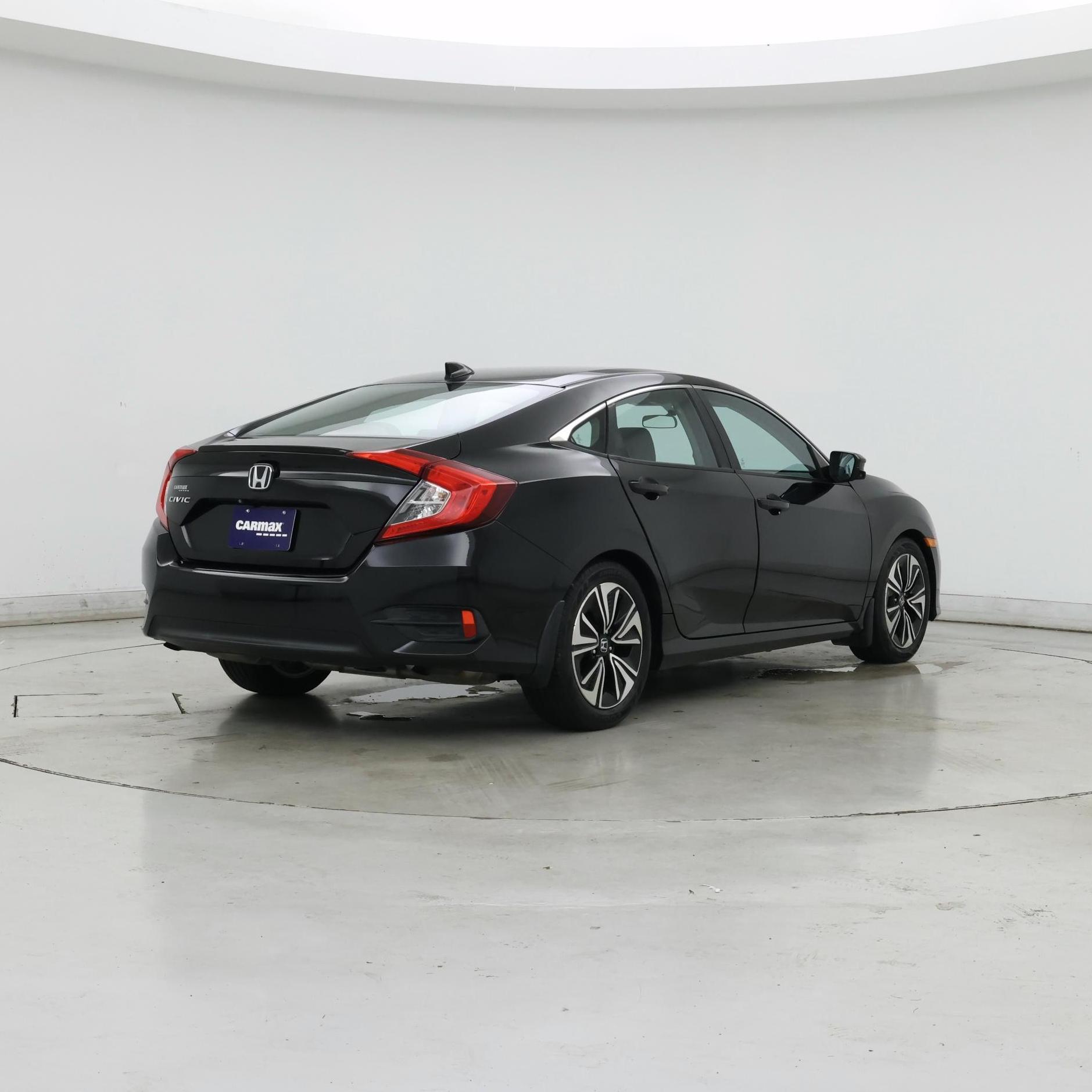 Thumbnail: 2016 Honda Civic - 8
