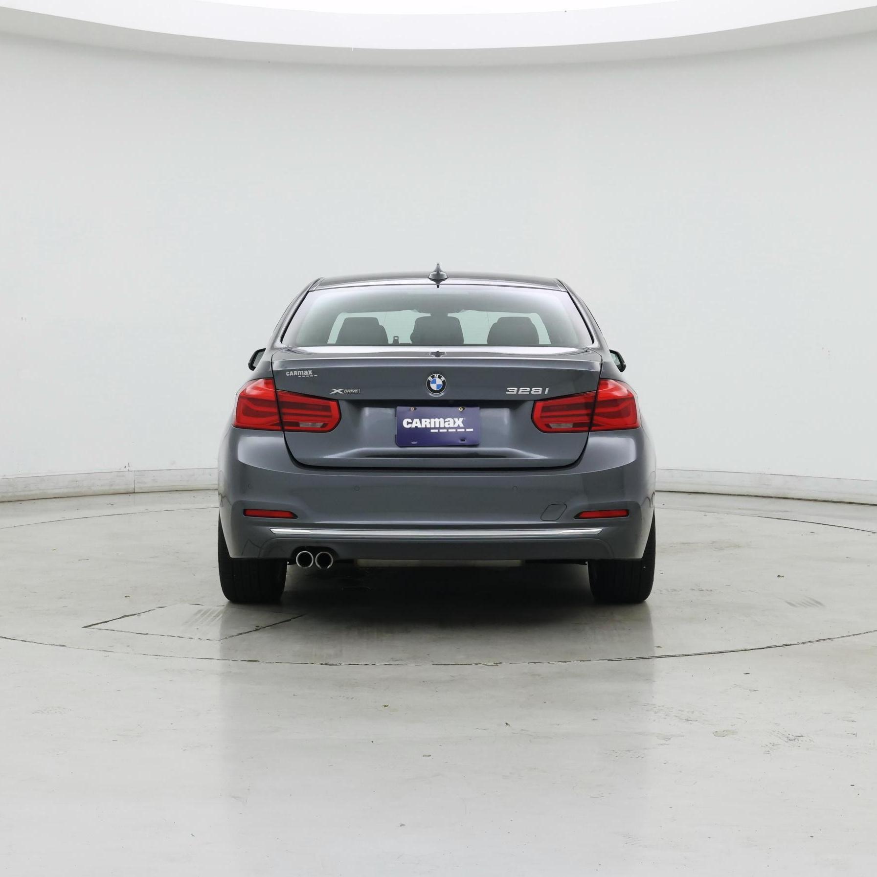 Thumbnail: 2016 BMW 3 Series - 6