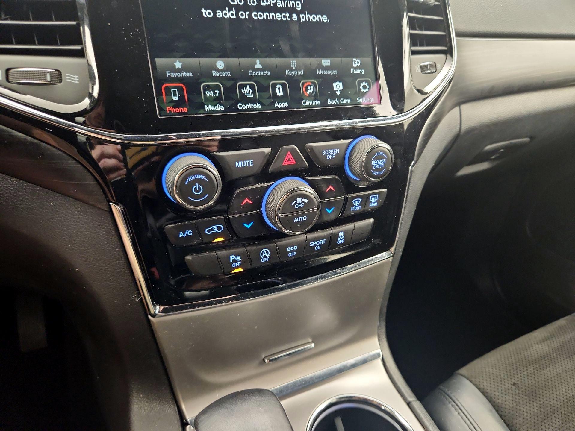 Thumbnail: 2020 Jeep Grand Cherokee - 16