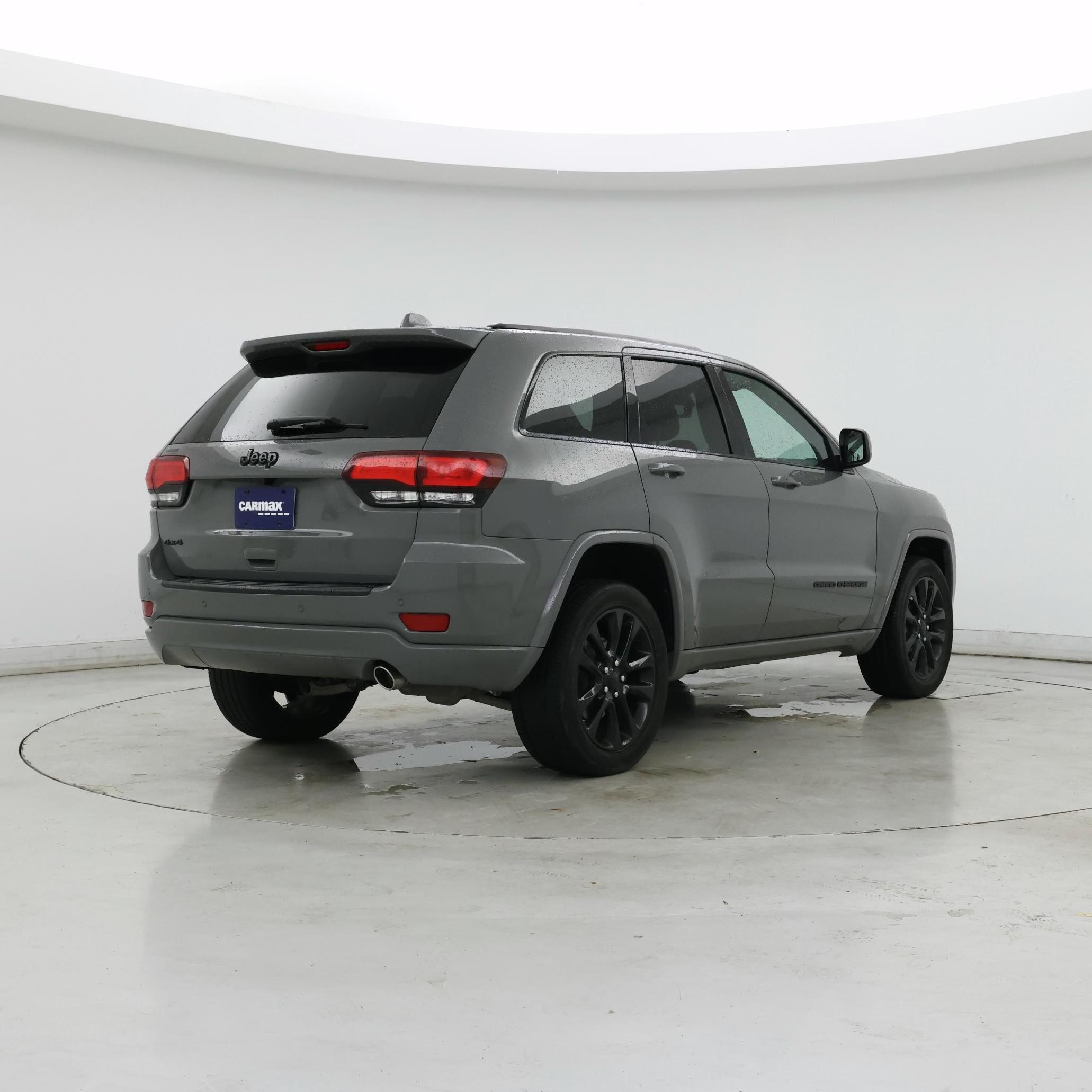 Thumbnail: 2020 Jeep Grand Cherokee - 8