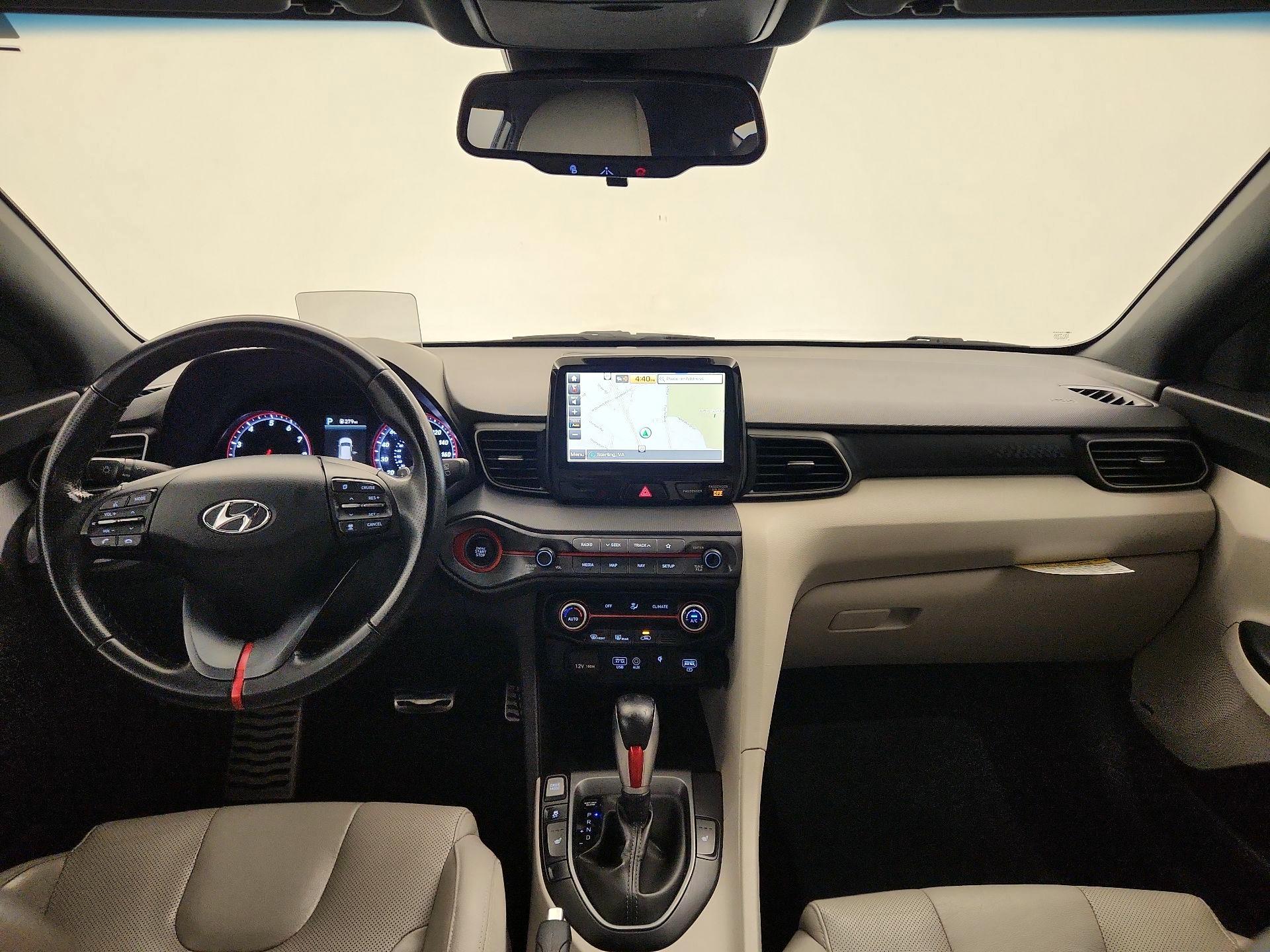 Thumbnail: 2019 Hyundai Veloster - 9