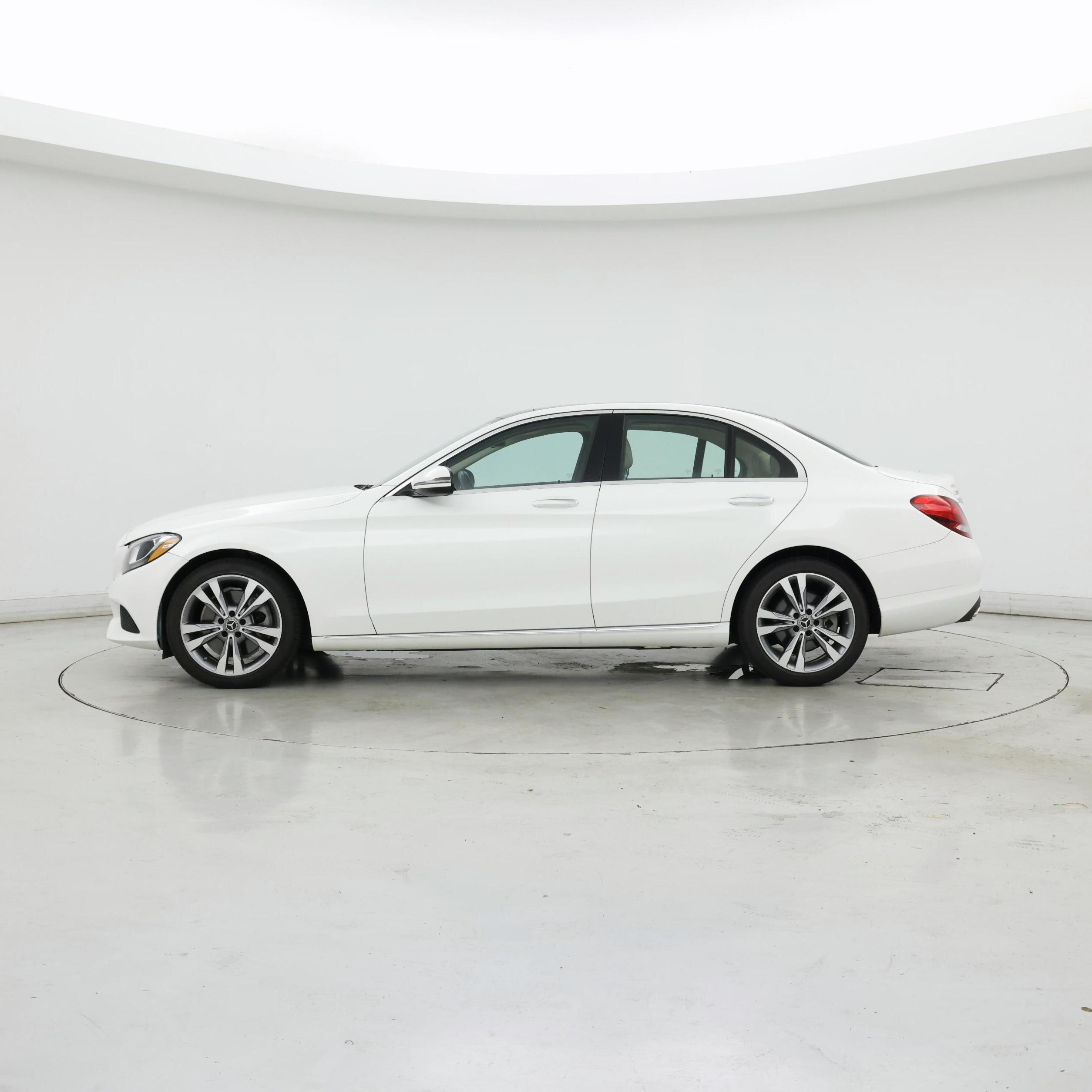 Thumbnail: 2017 Mercedes-Benz C-Class - 3