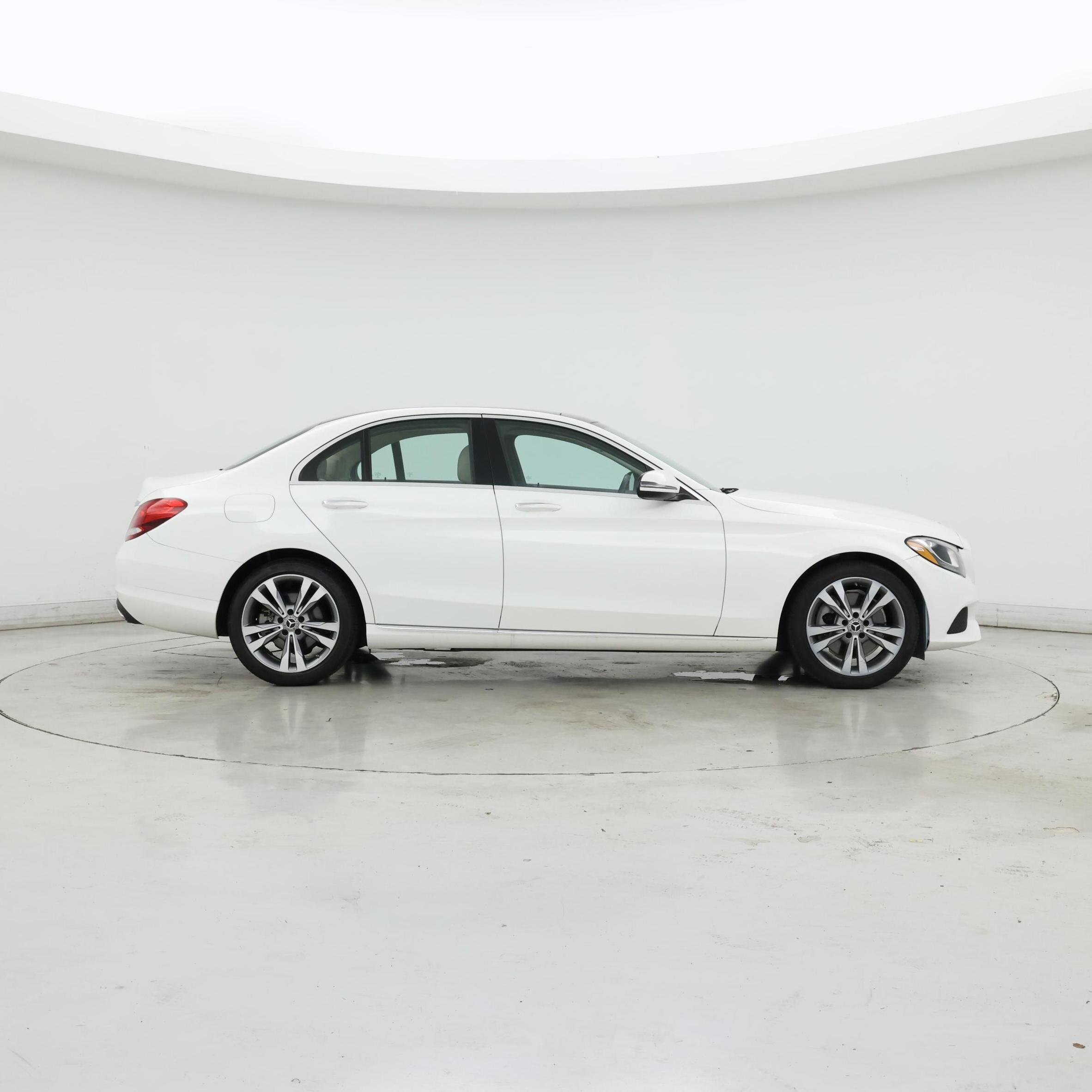 Thumbnail: 2017 Mercedes-Benz C-Class - 7