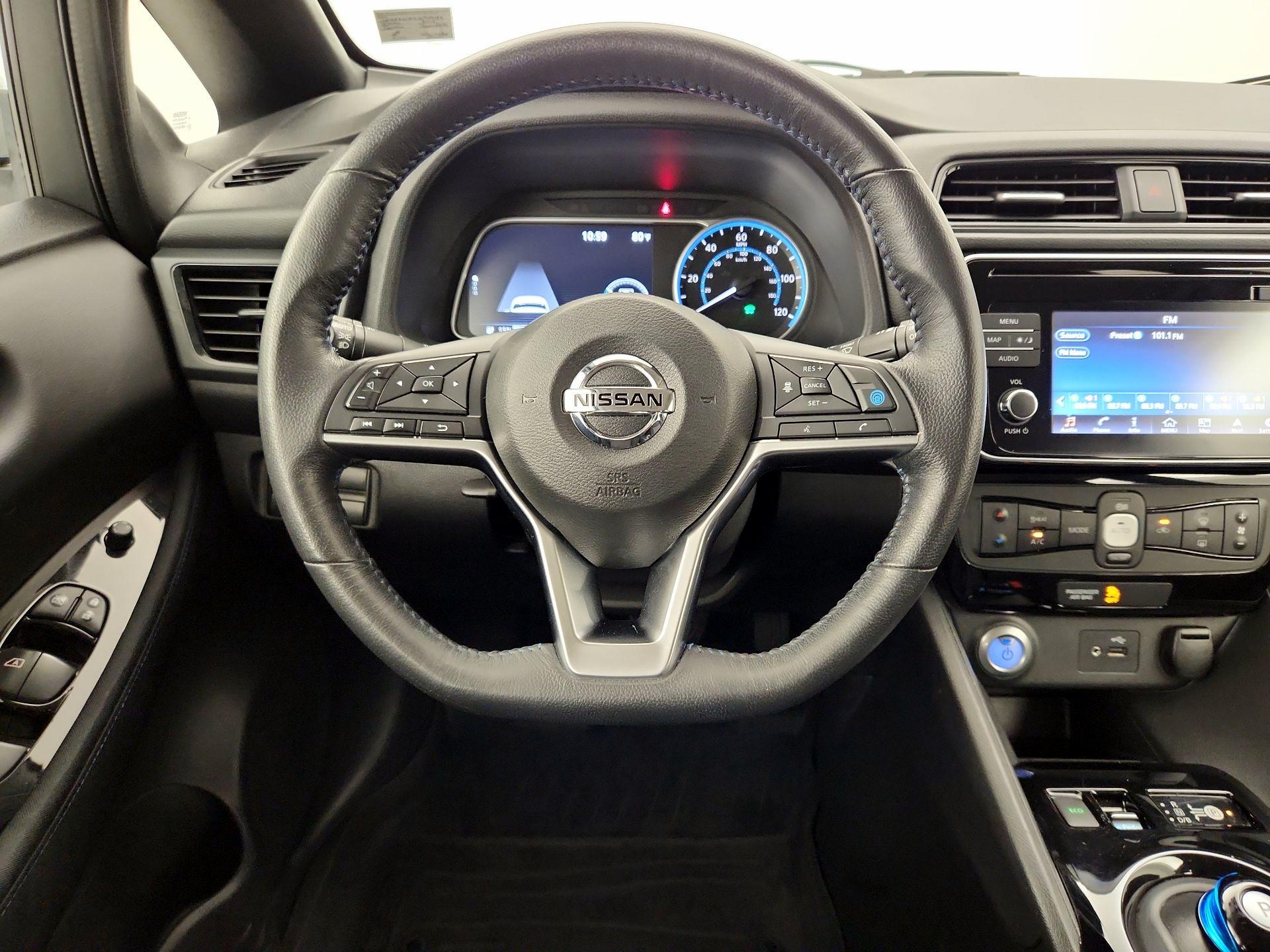 Thumbnail: 2018 Nissan Leaf - 10