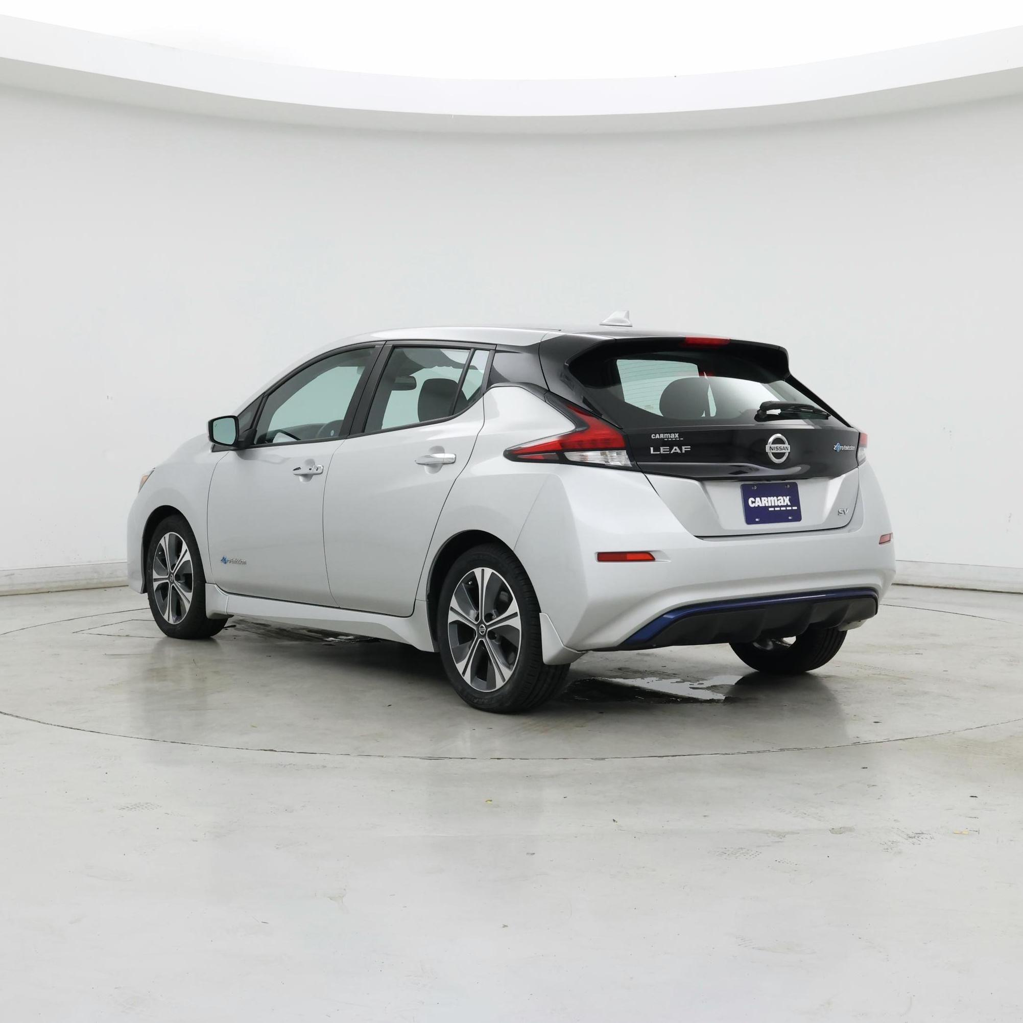 Thumbnail: 2018 Nissan Leaf - 2