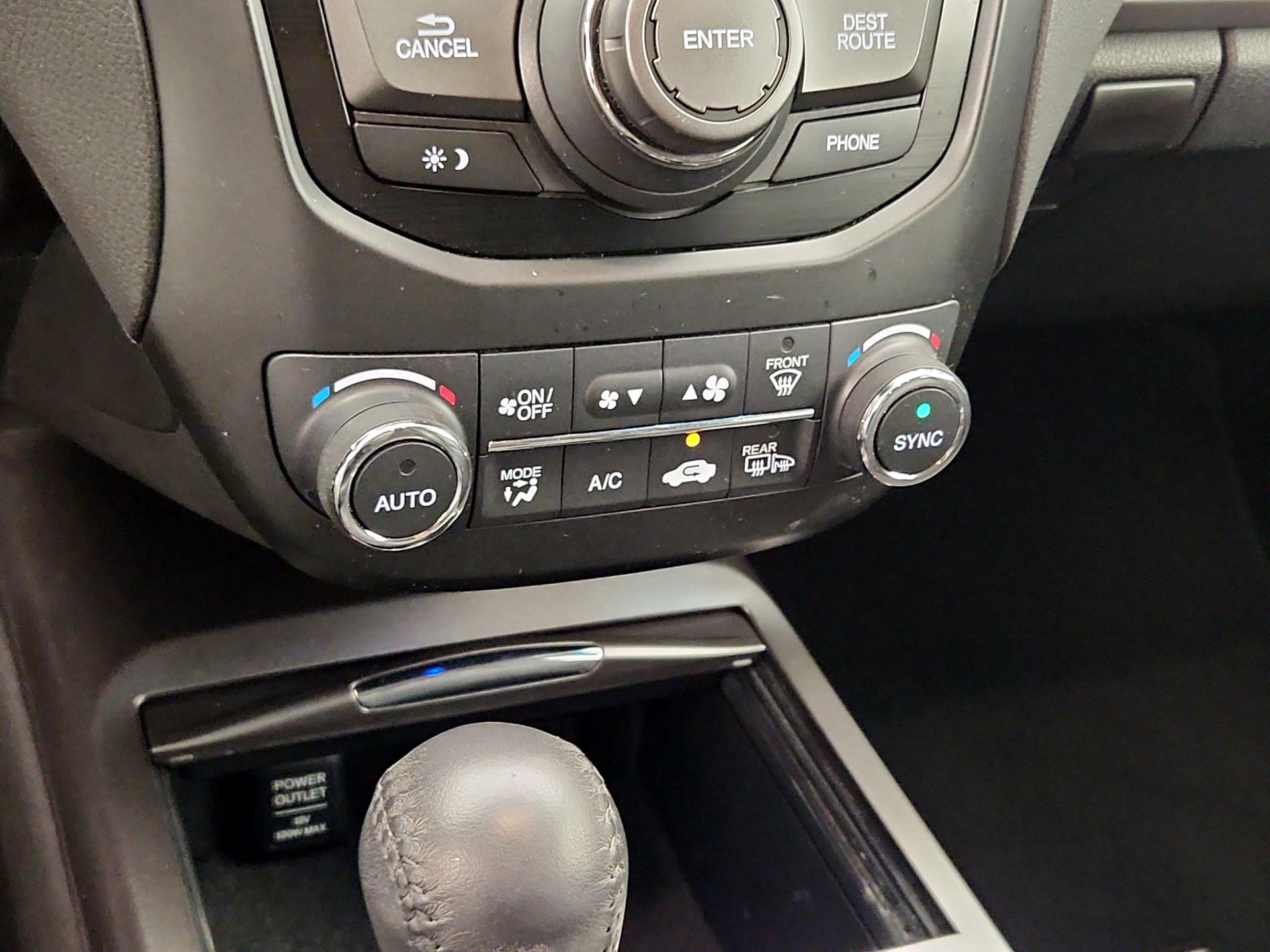Thumbnail: 2015 Acura RDX - 16
