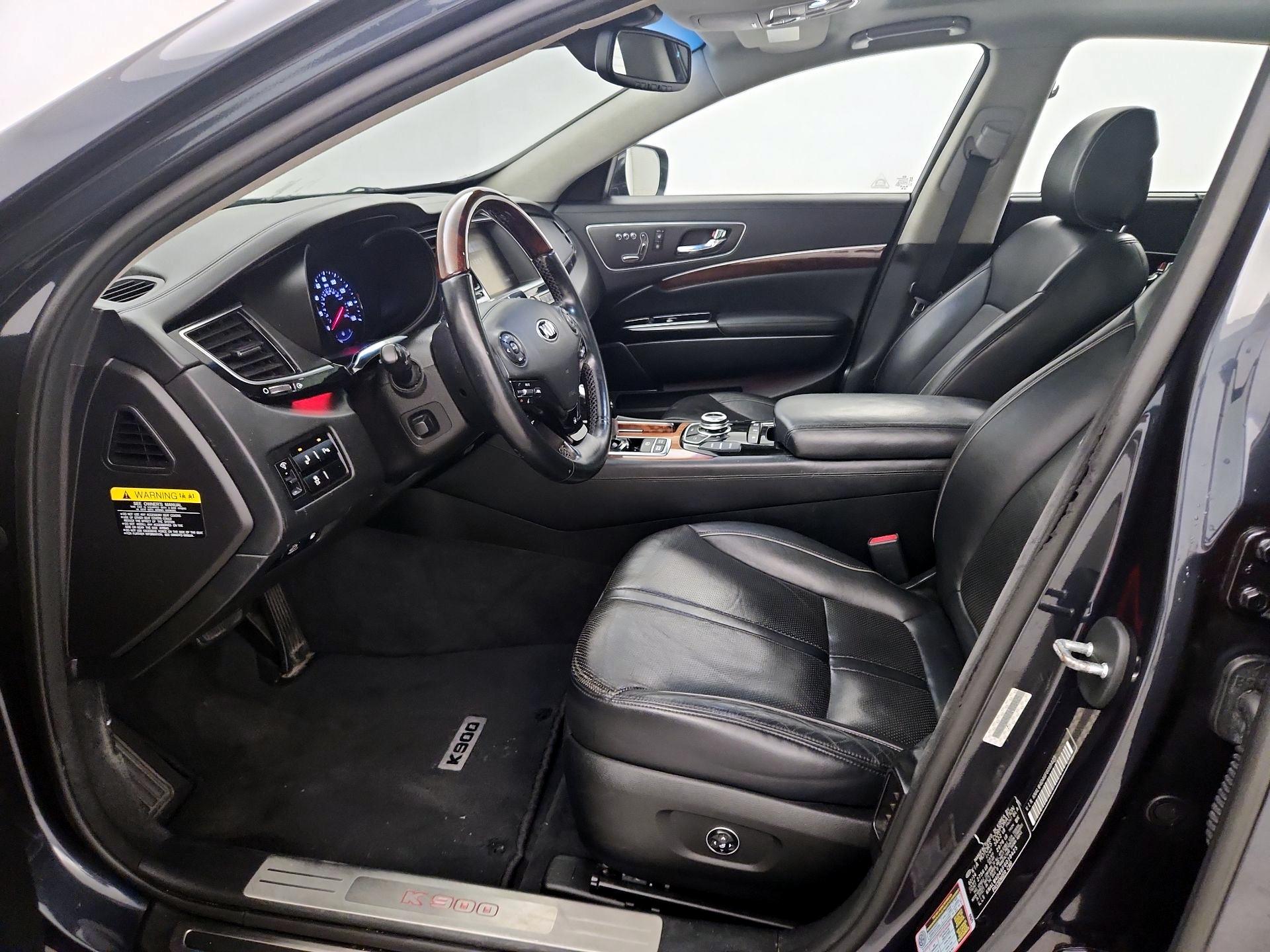 Thumbnail: 2015 Kia K900 - 11