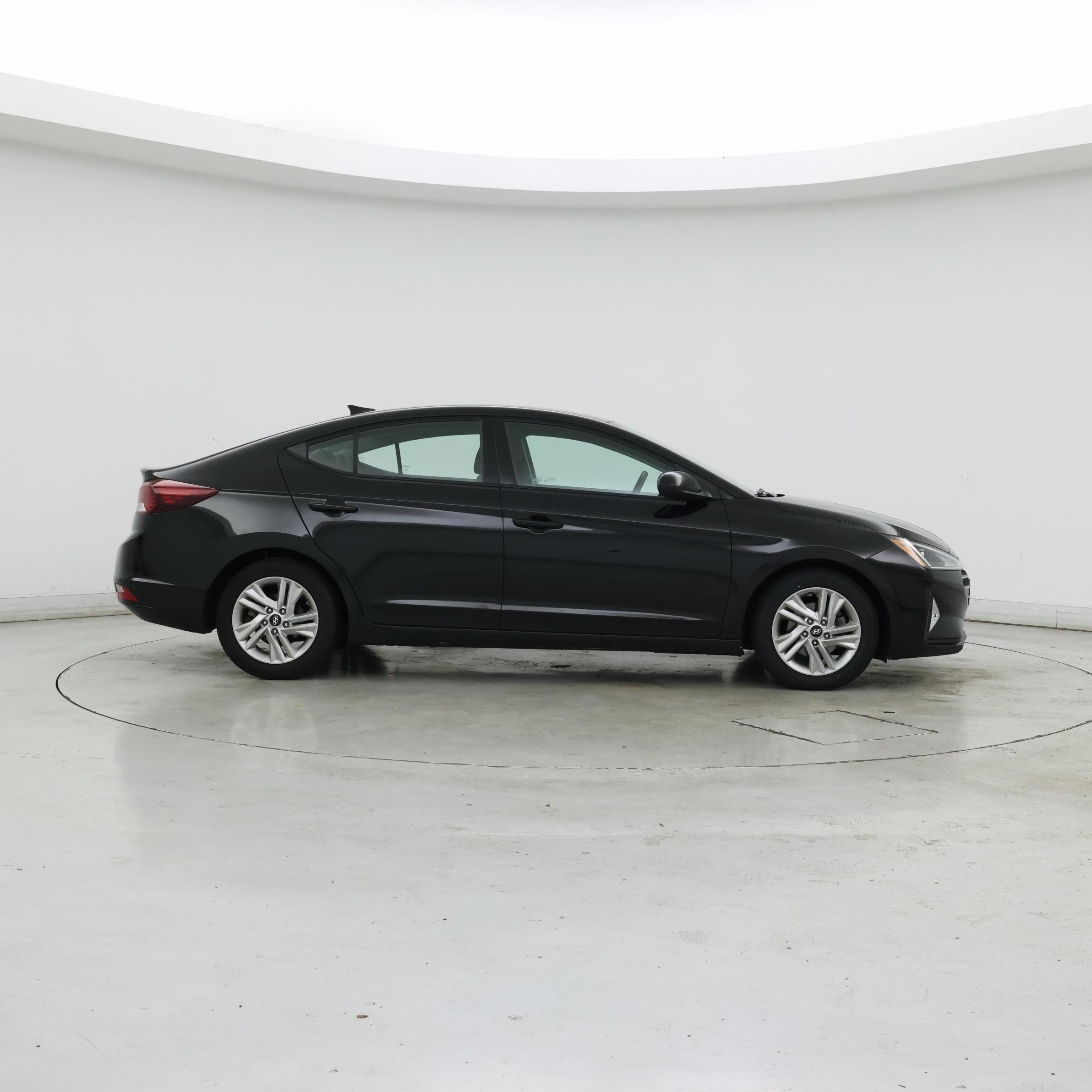 Thumbnail: 2020 Hyundai Elantra - 7