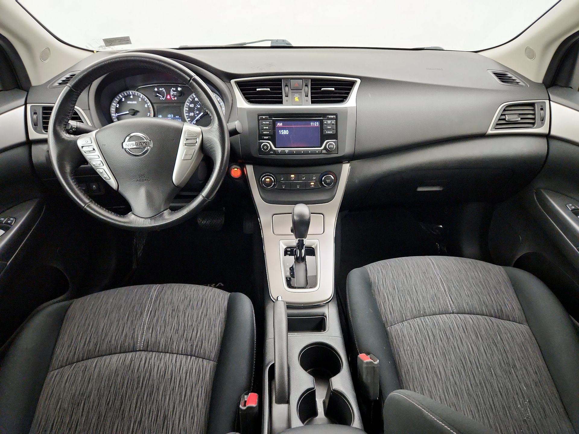 Thumbnail: 2015 Nissan Sentra - 9