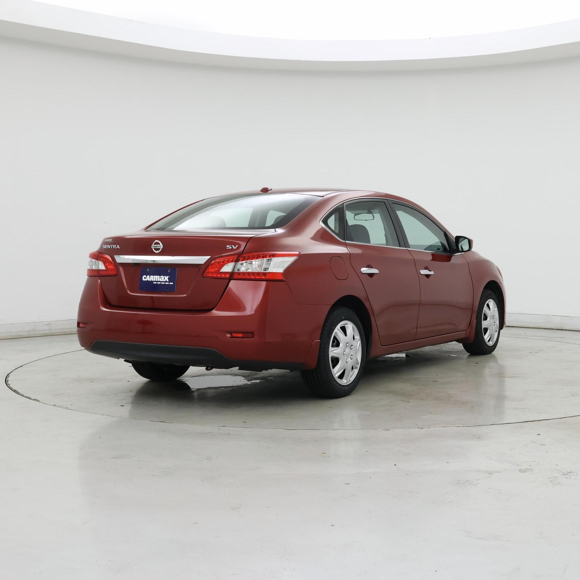Thumbnail: 2015 Nissan Sentra - 8
