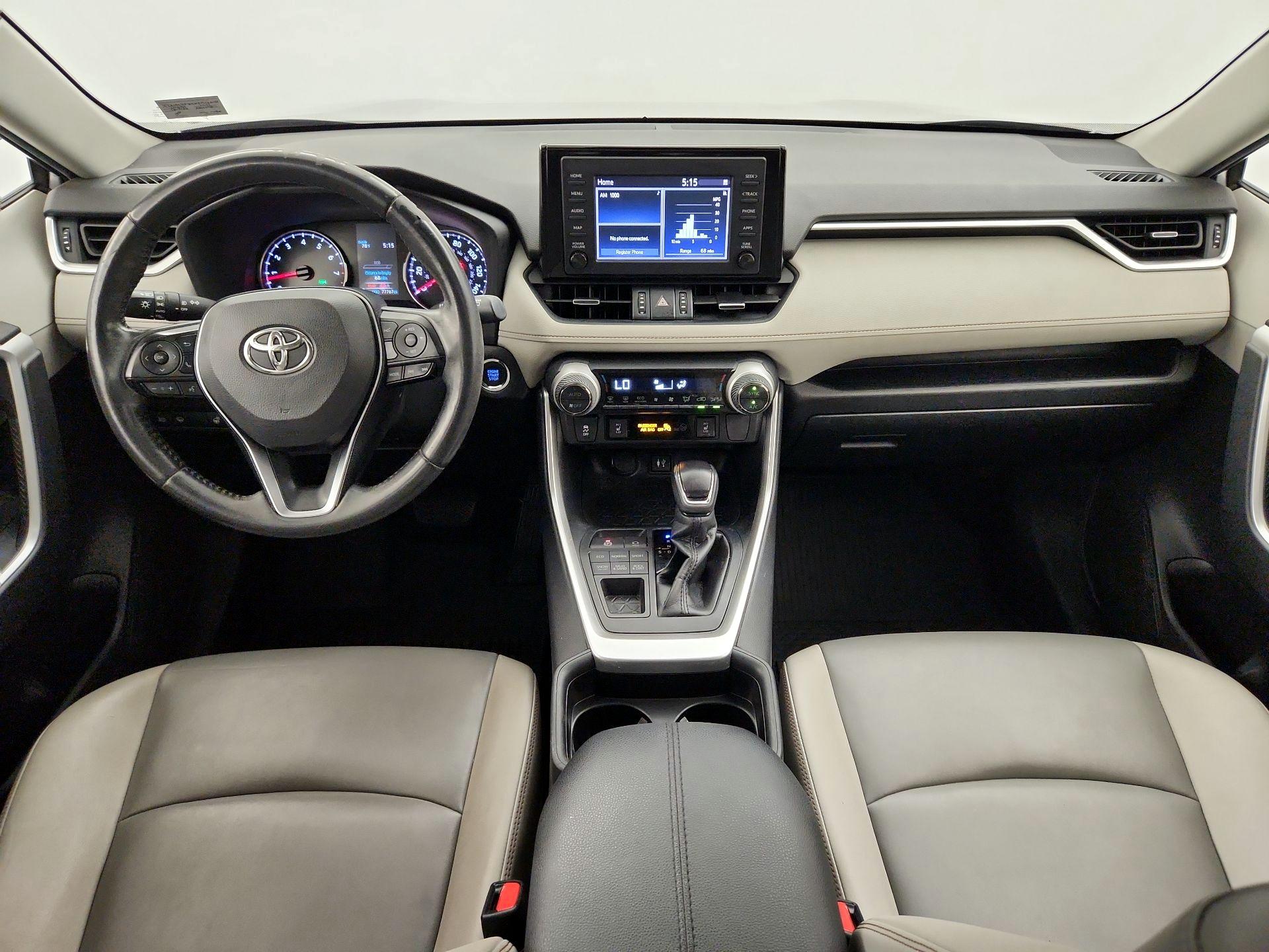 Thumbnail: 2019 Toyota RAV4 - 9