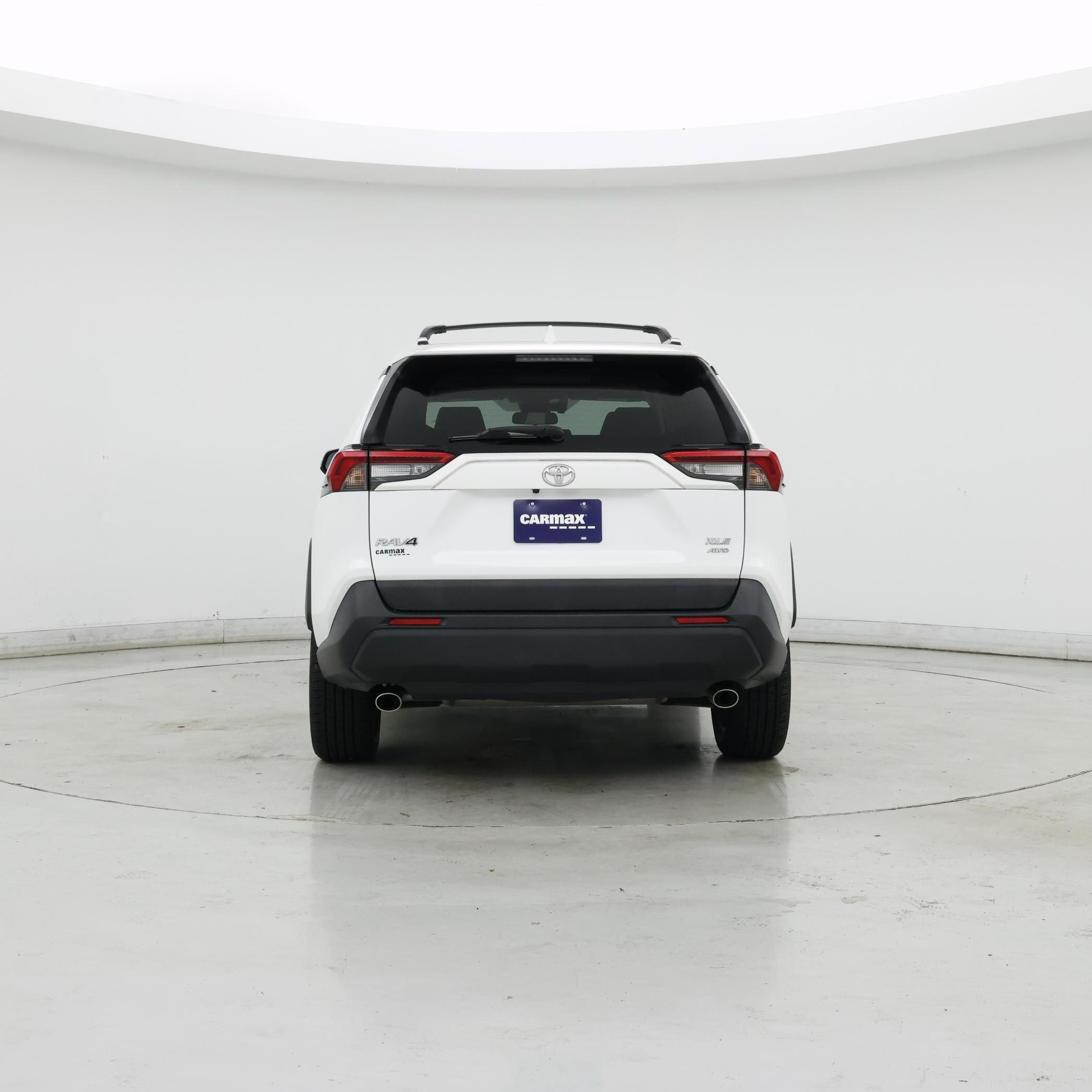 Thumbnail: 2019 Toyota RAV4 - 6