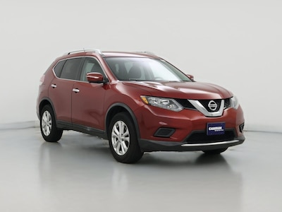 Red 2015 Nissan Rogue SV
