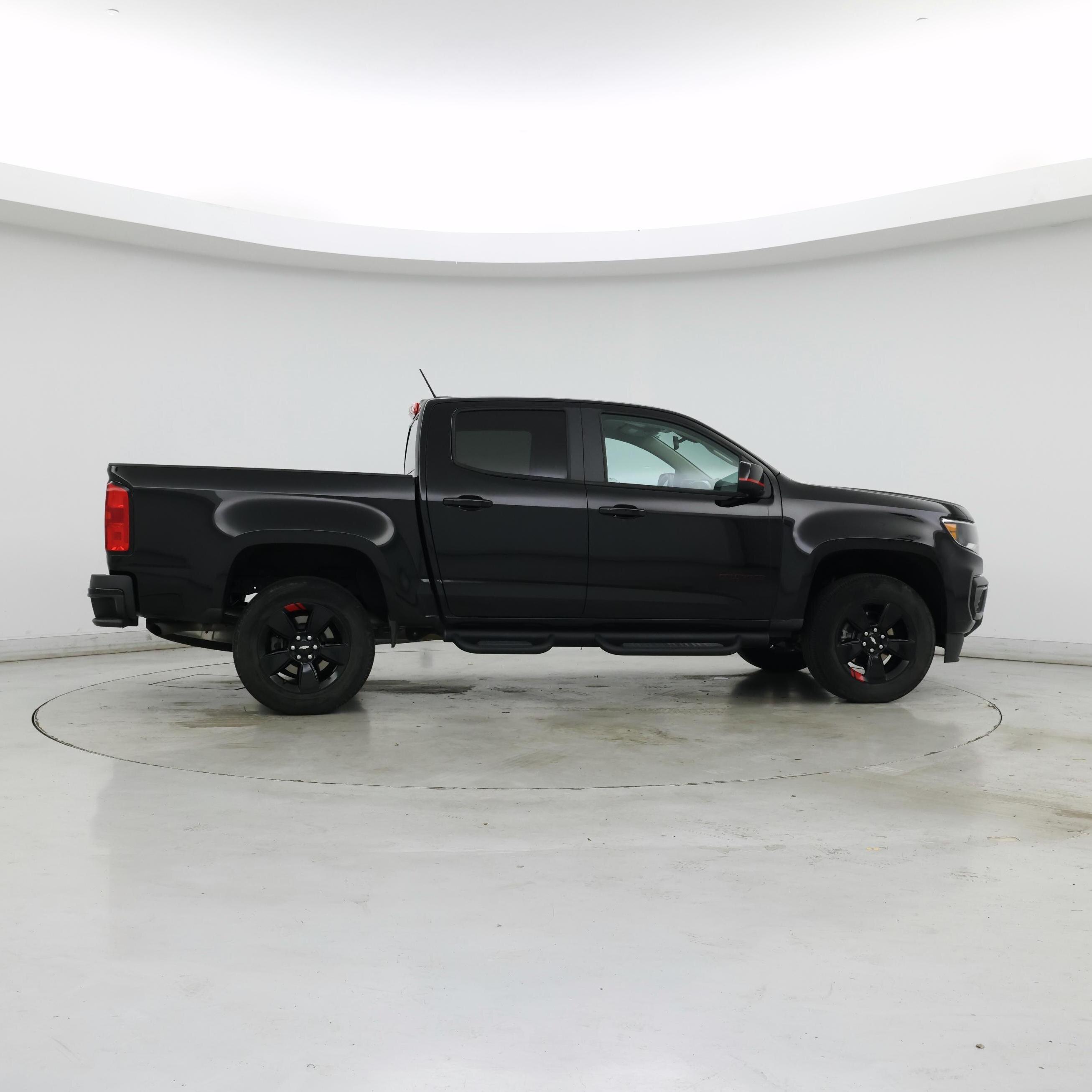 Thumbnail: 2022 Chevrolet Colorado - 7