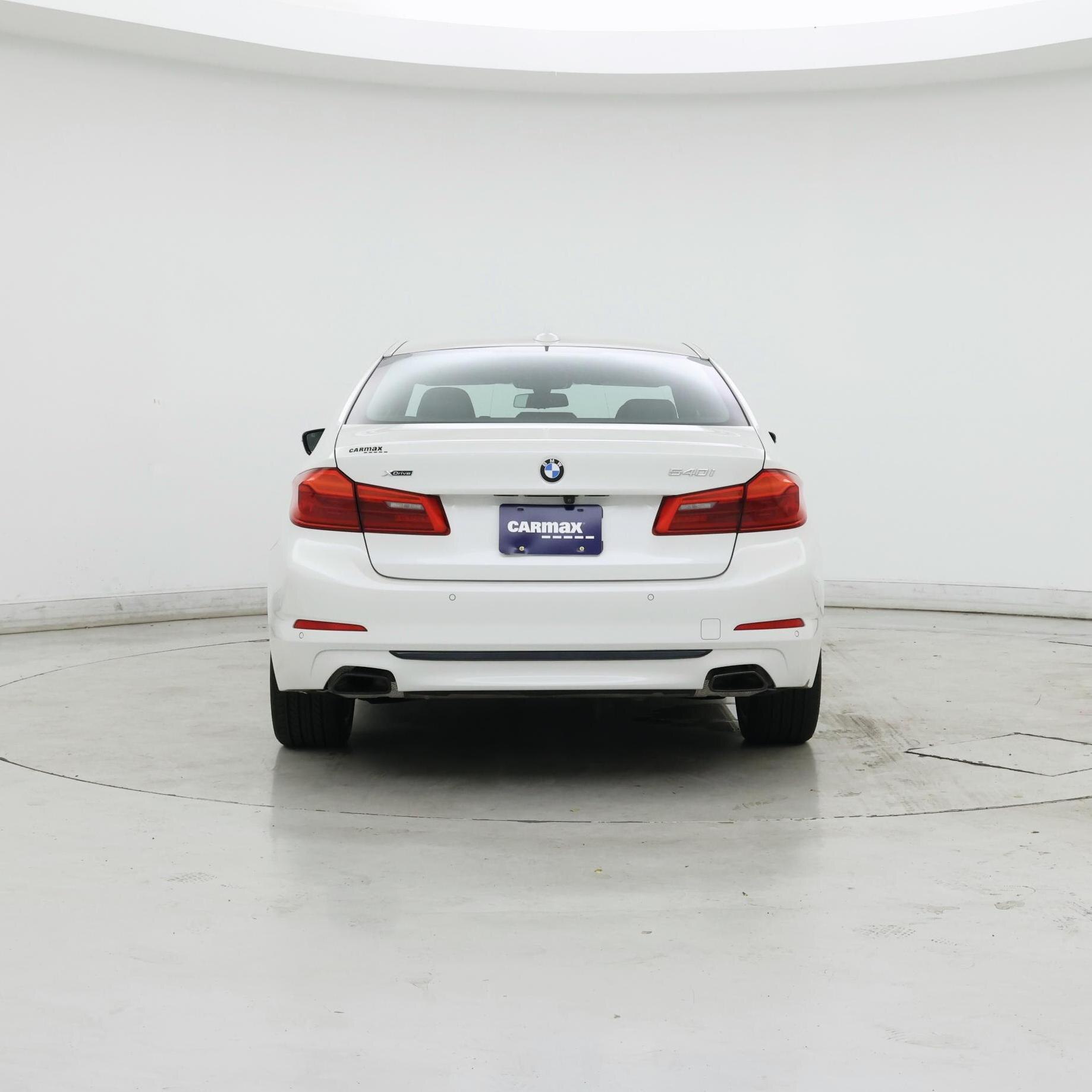 Thumbnail: 2018 BMW 5 Series - 6