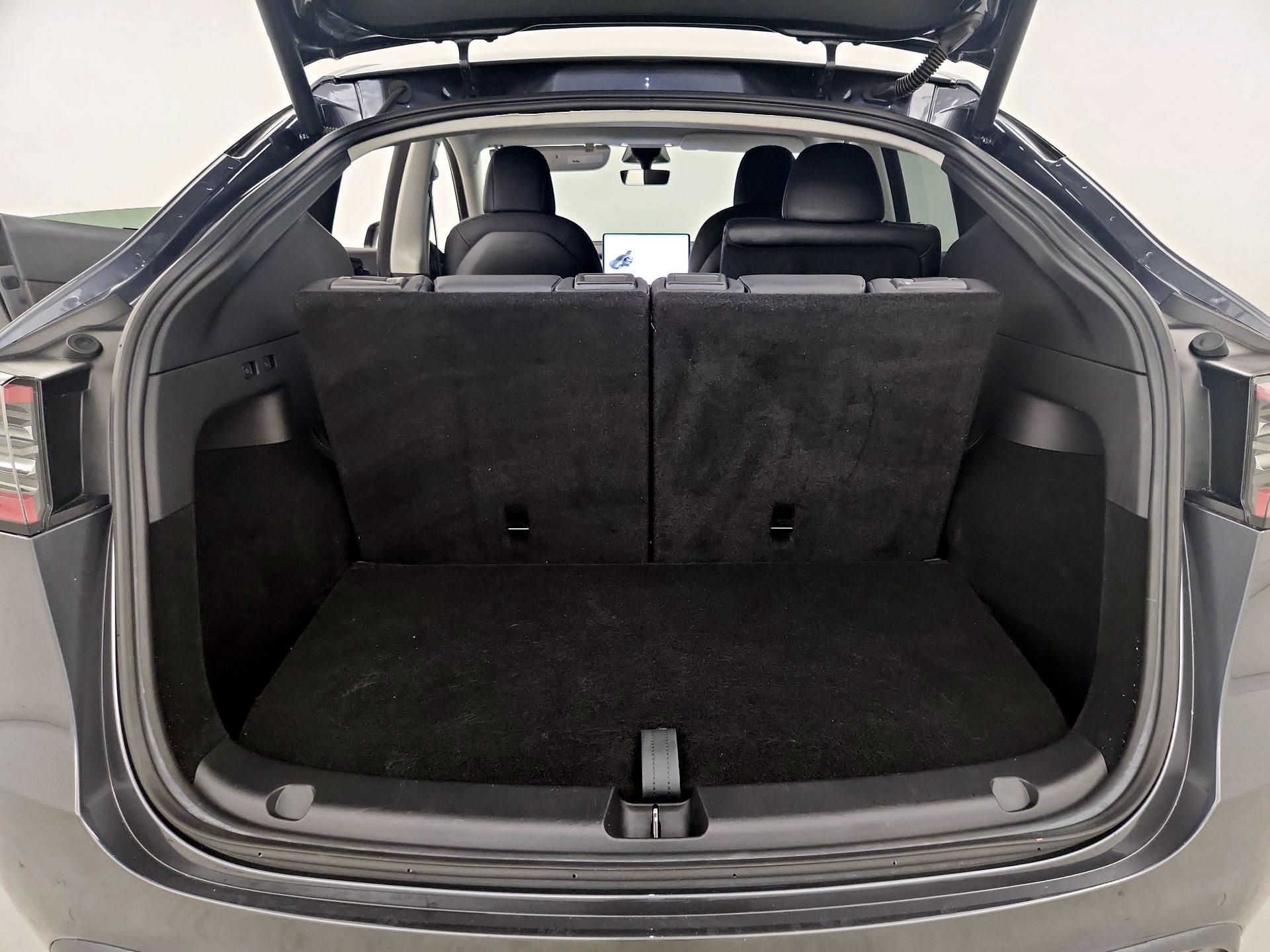 Thumbnail: 2022 Tesla Model Y - 20