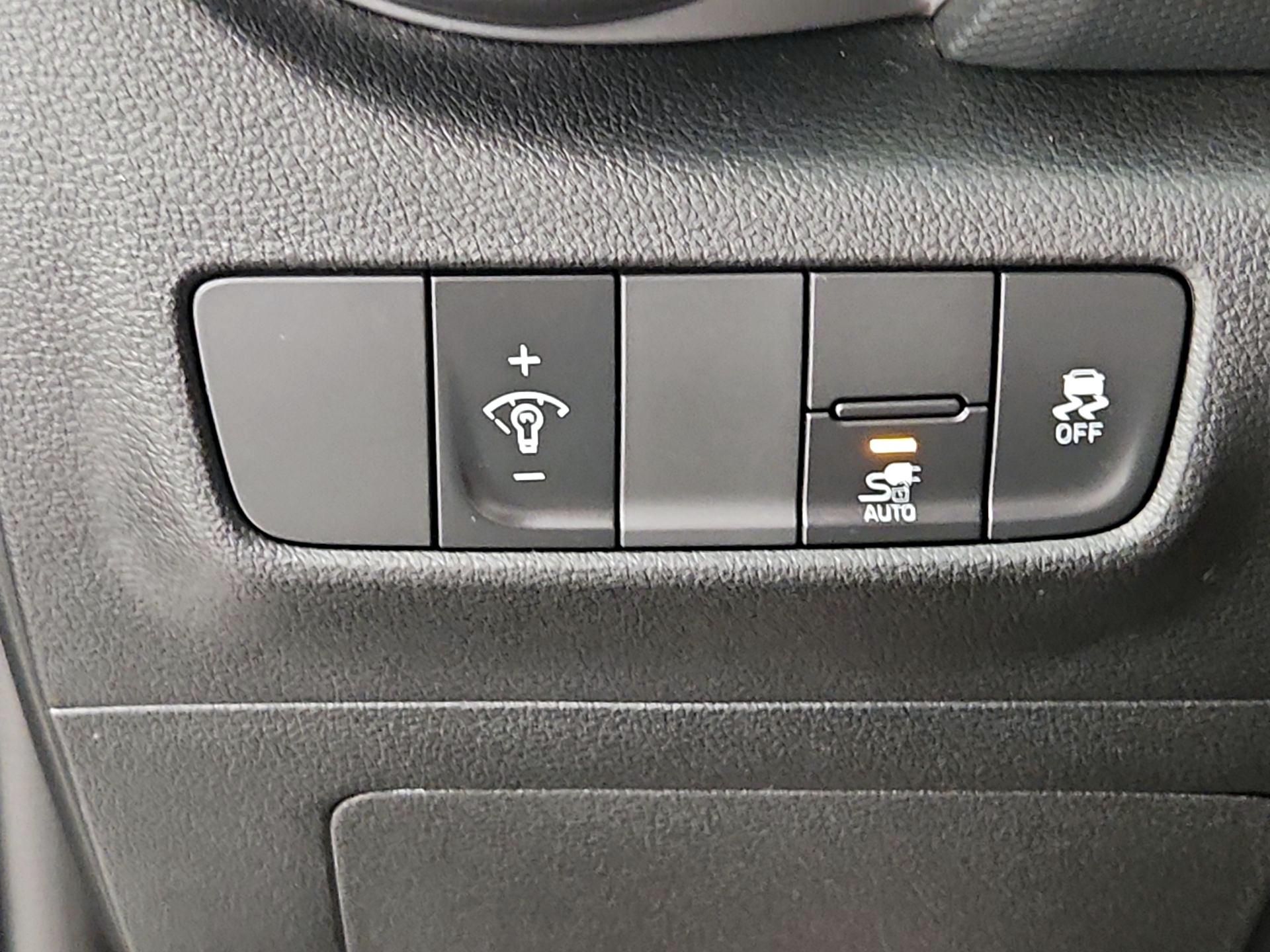 Thumbnail: 2023 Hyundai Kona - 13