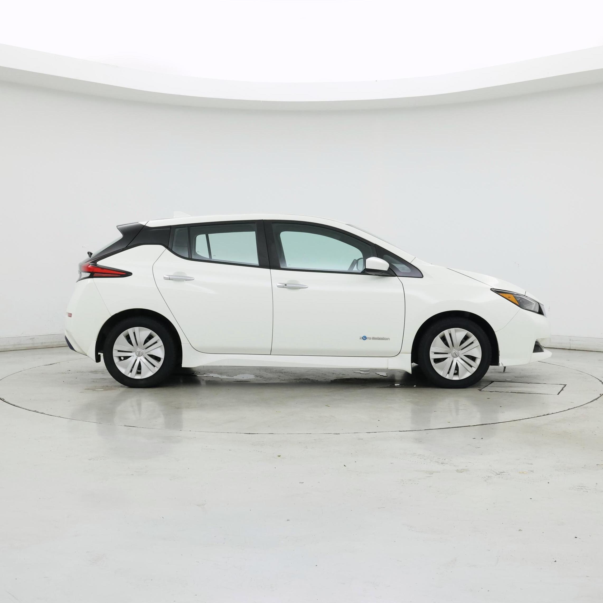 Thumbnail: 2019 Nissan Leaf - 7