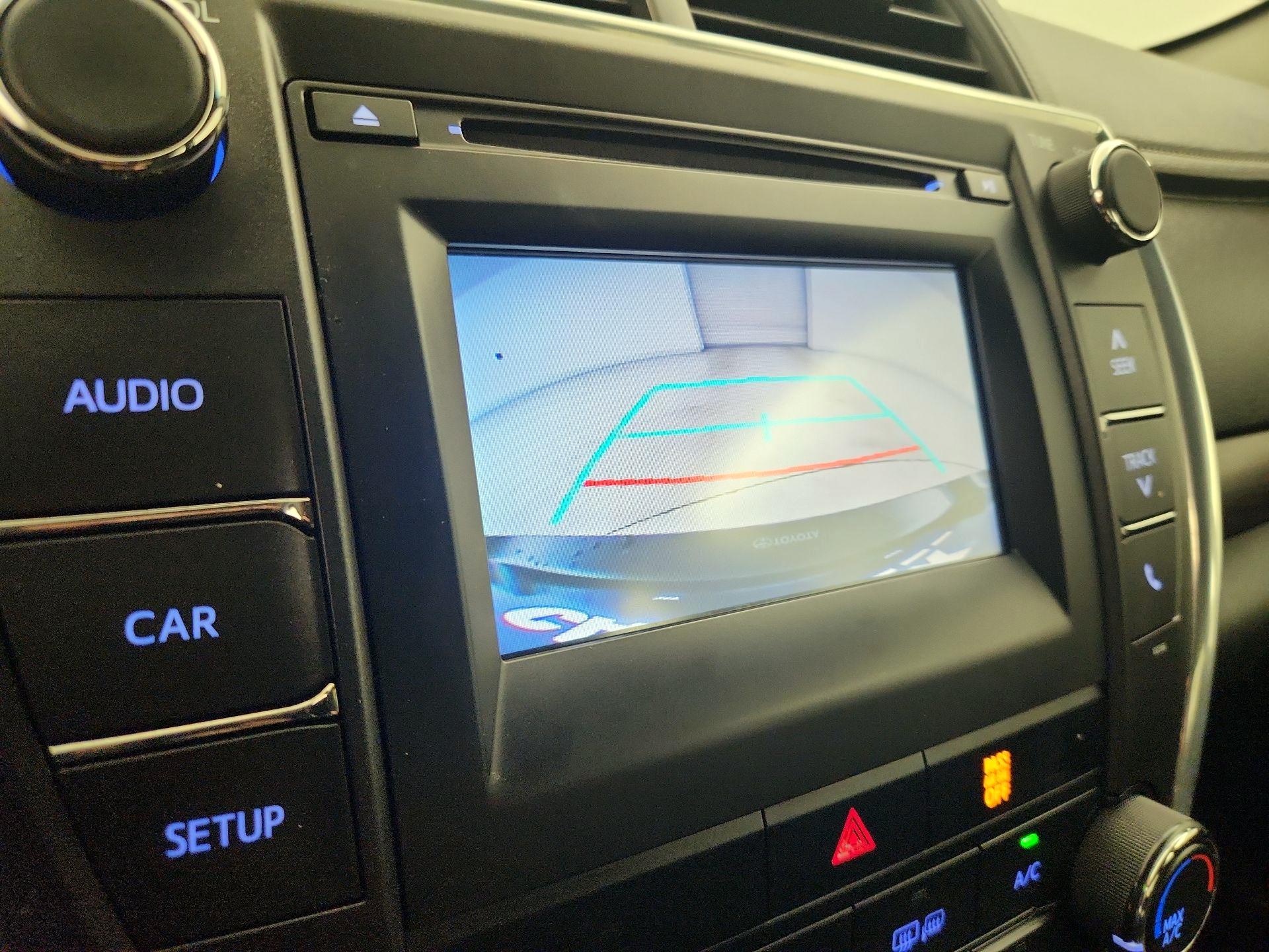 Thumbnail: 2015 Toyota Camry - 14