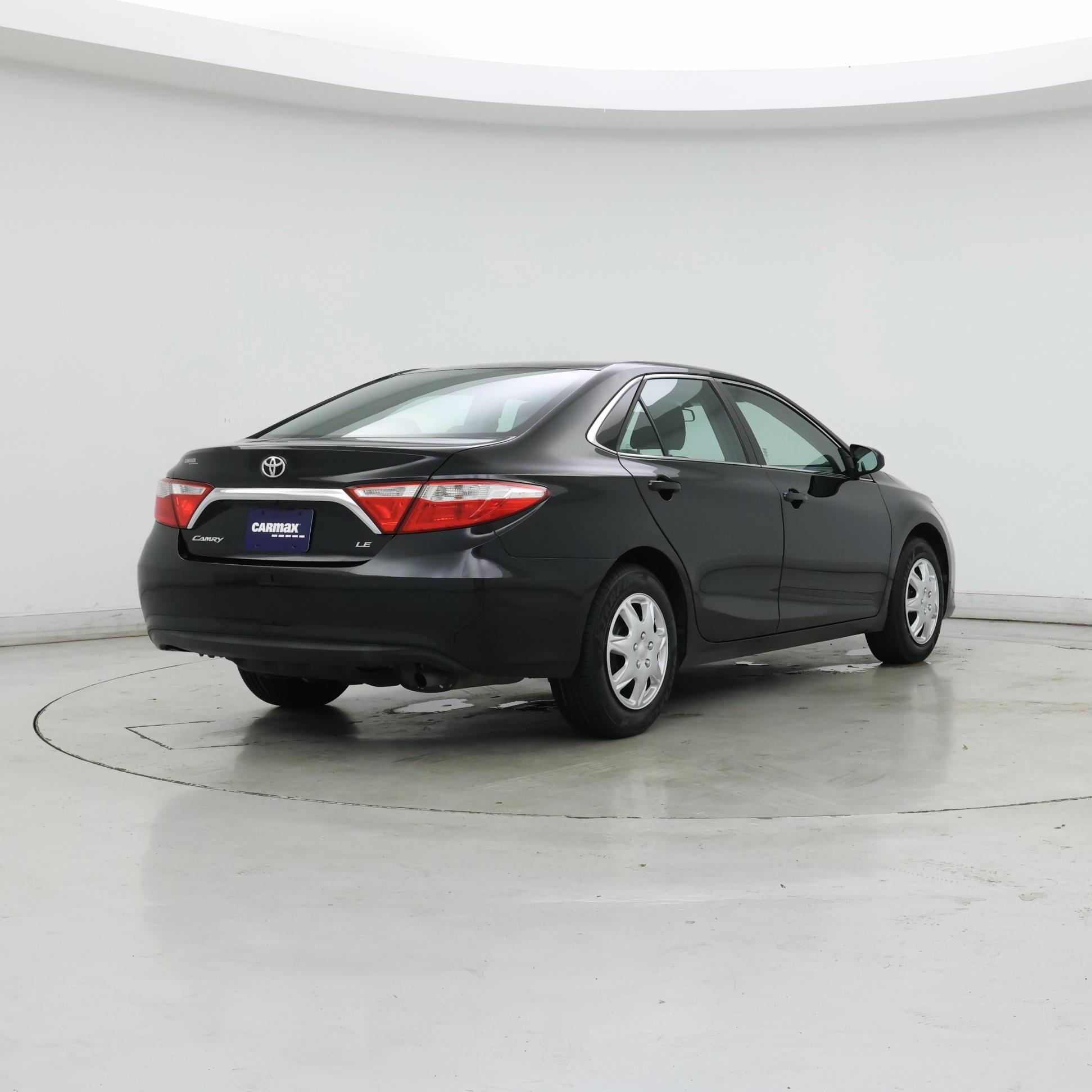 Thumbnail: 2015 Toyota Camry - 8