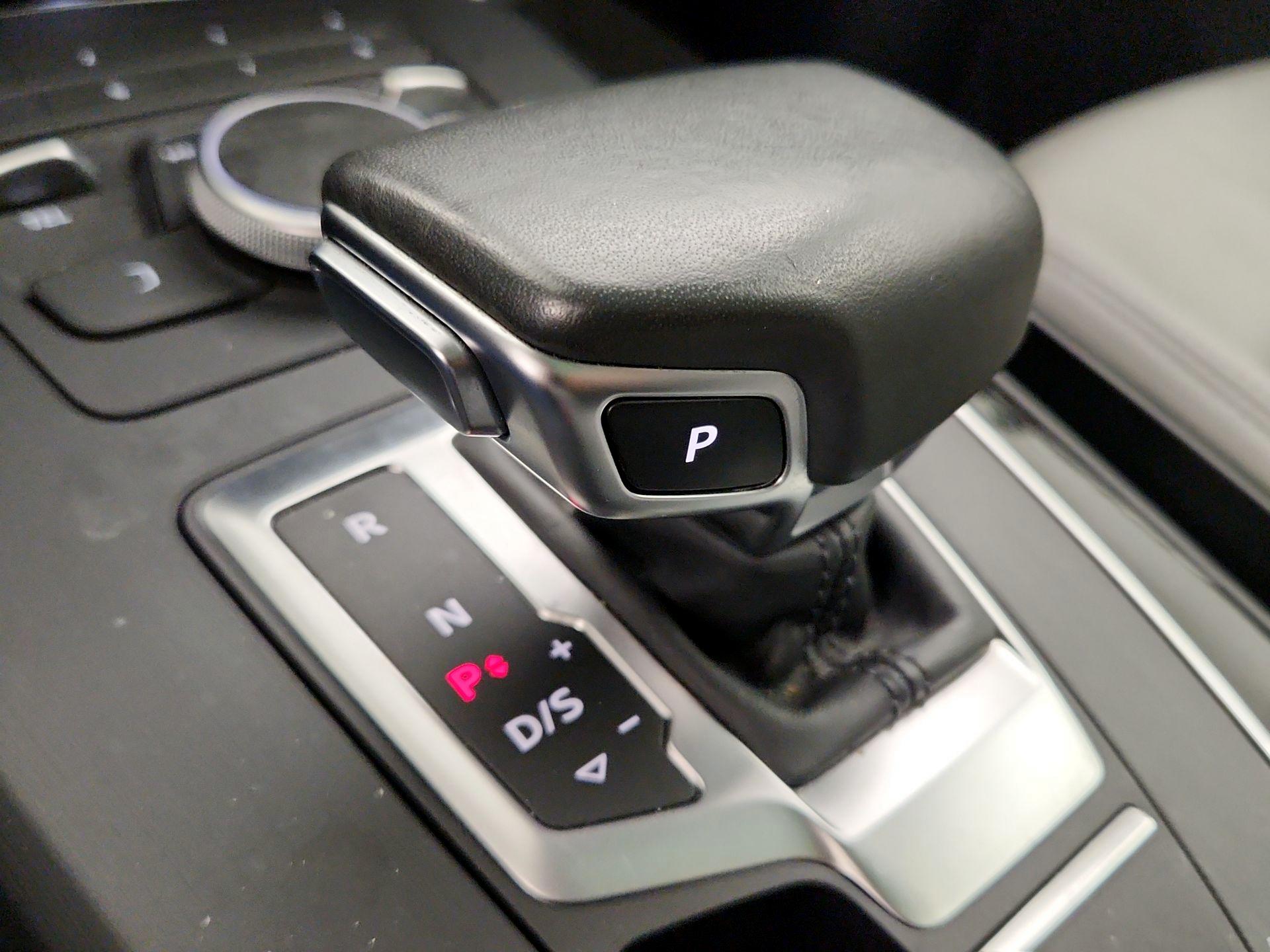 Thumbnail: 2019 Audi Q5 - 17