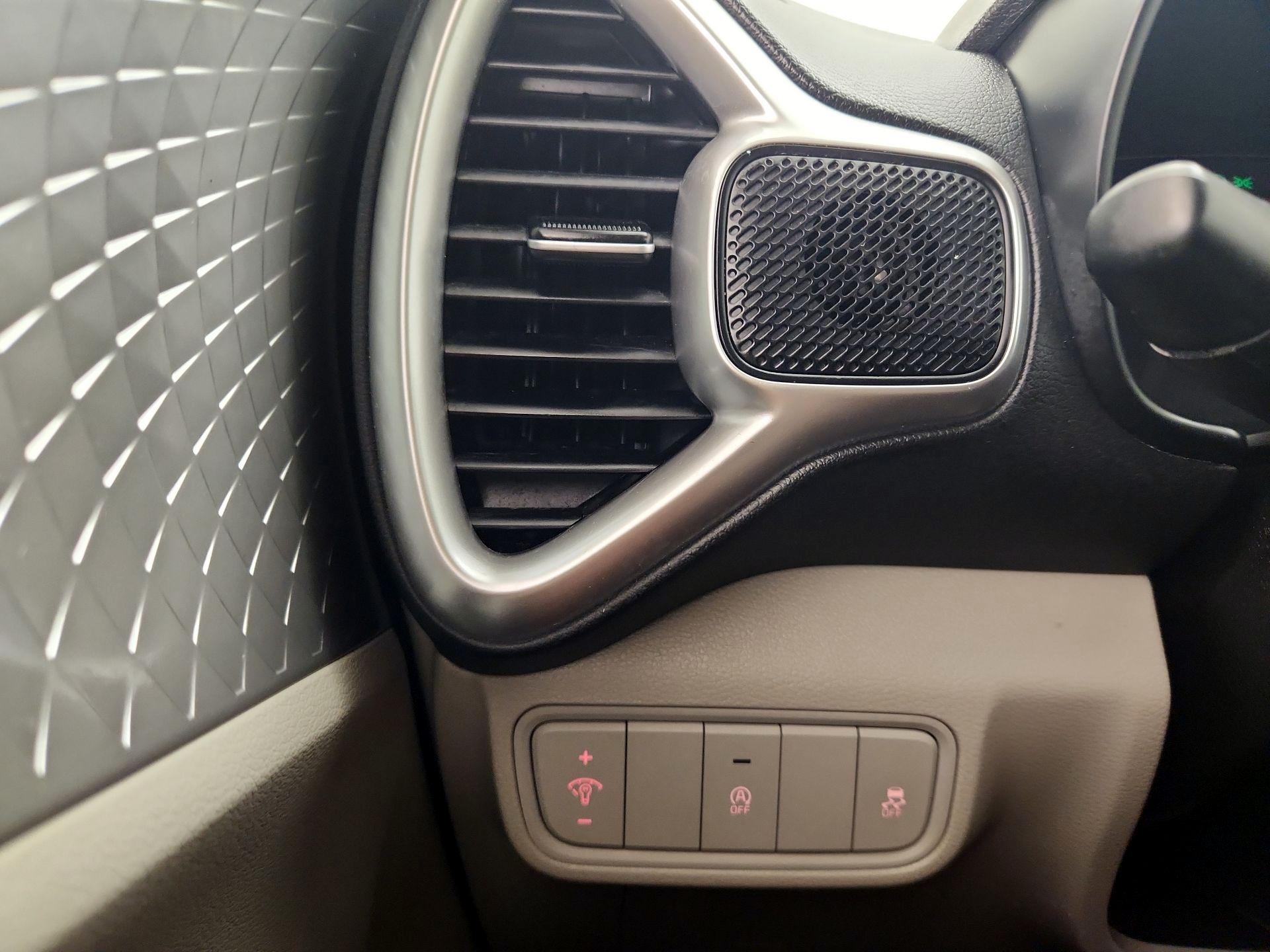 Thumbnail: 2022 Kia Soul - 13
