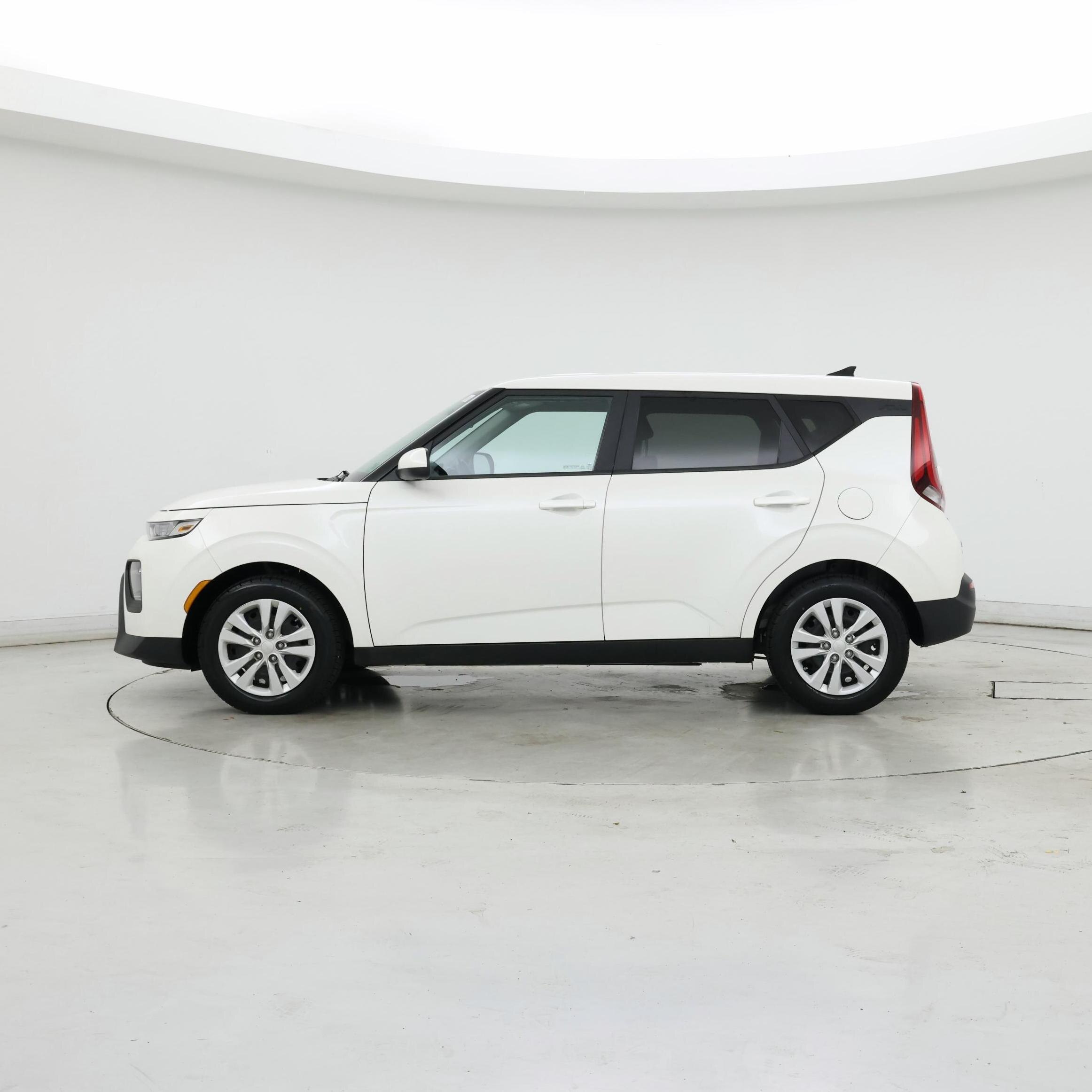 Thumbnail: 2022 Kia Soul - 3