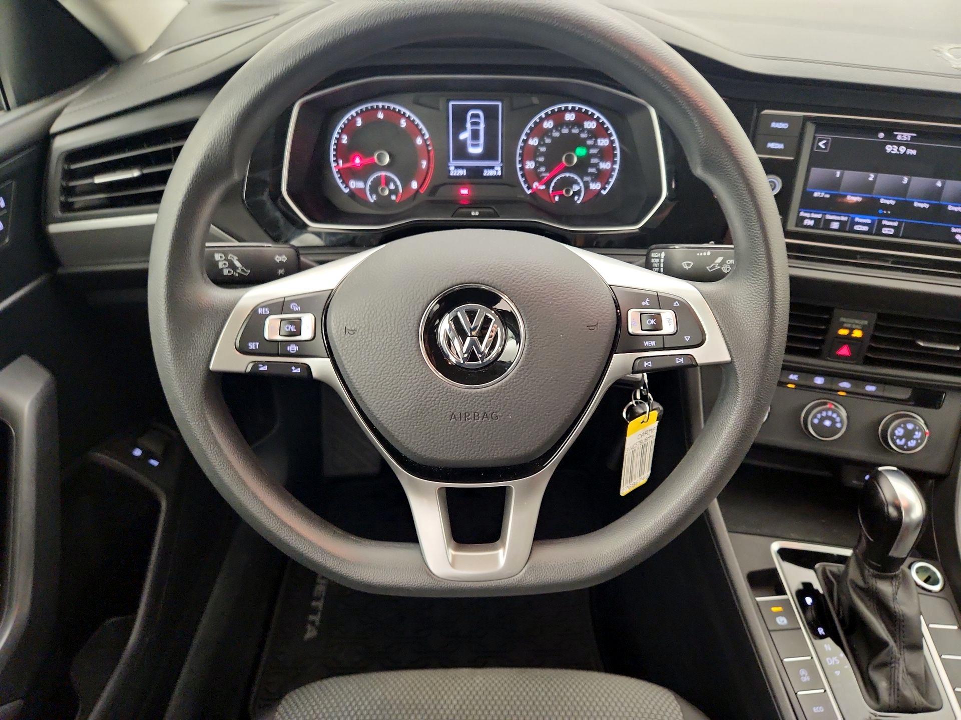 Thumbnail: 2021 Volkswagen Jetta - 10